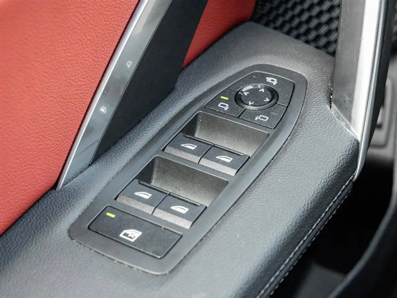 BMW X1 снимка BMW X1