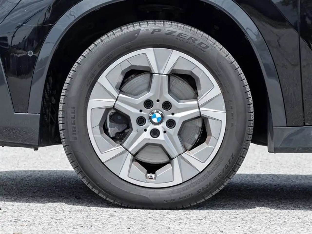 BMW X1 снимка BMW X1