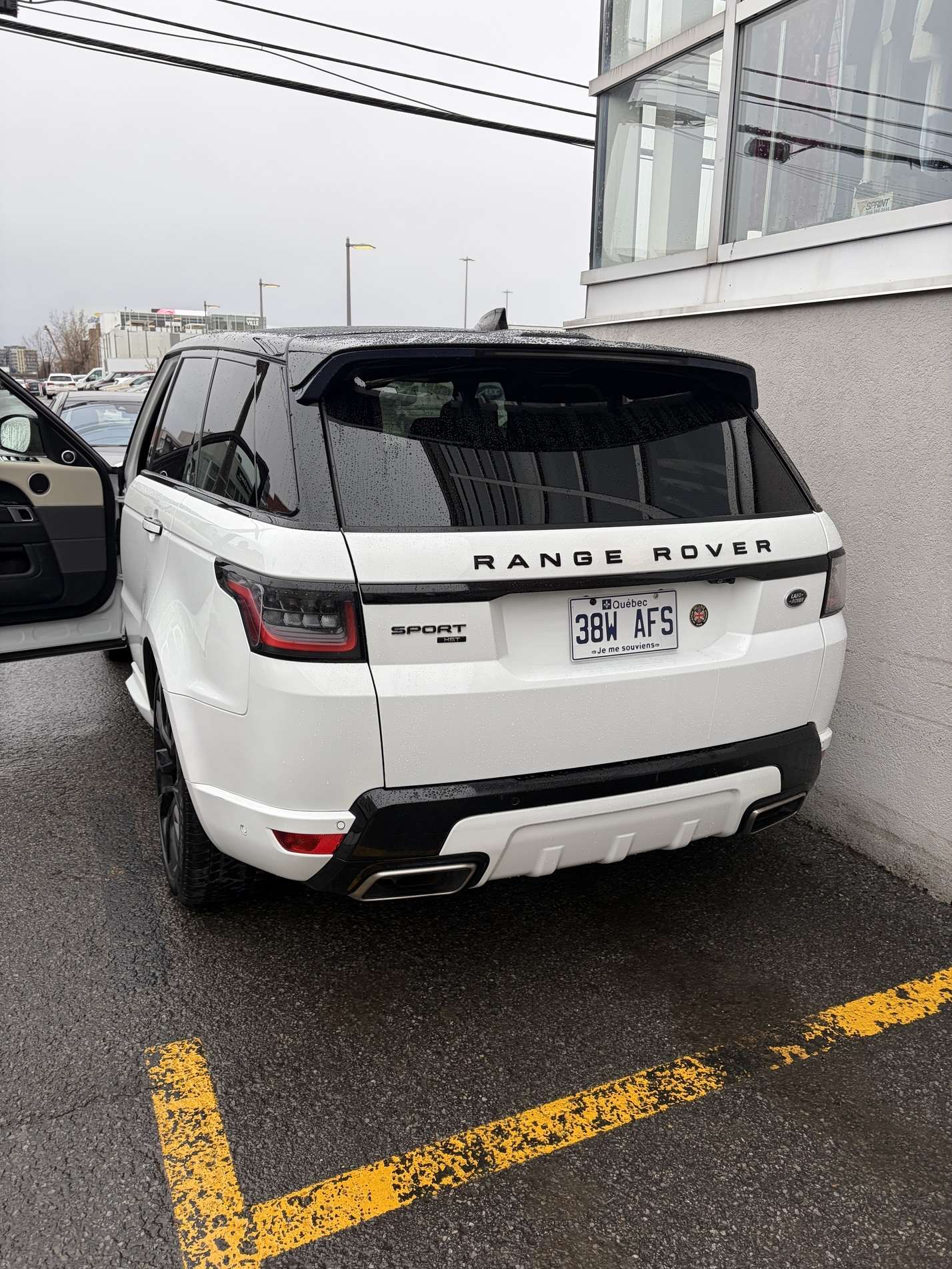 2020 Land Rover Range Rover Sport alt 2