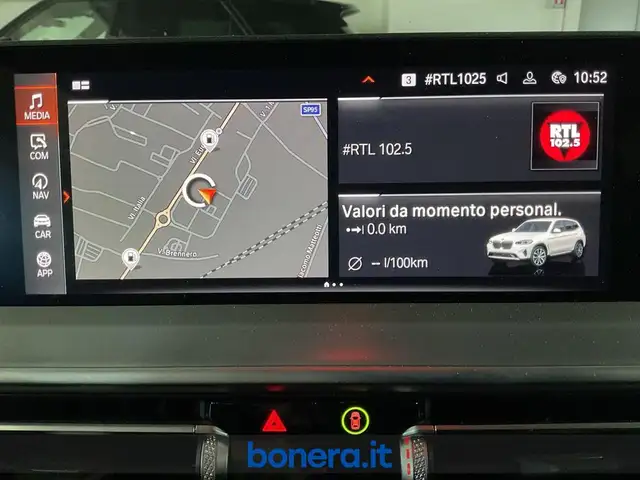 BMW X3 view 22