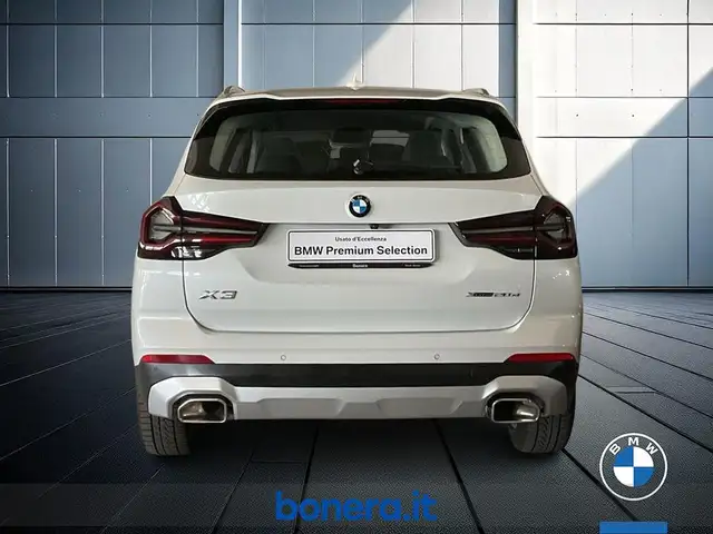 BMW X3 view 7