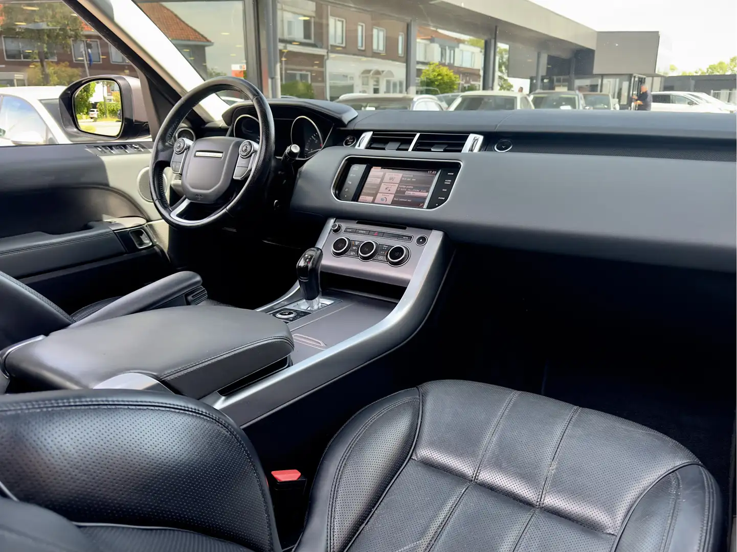 Land Rover Range Rover Sport 3.0 SDV6 AUT8 HSE DYNAMIC 293PK PANODAK LEDER NAVI Grijs - 2