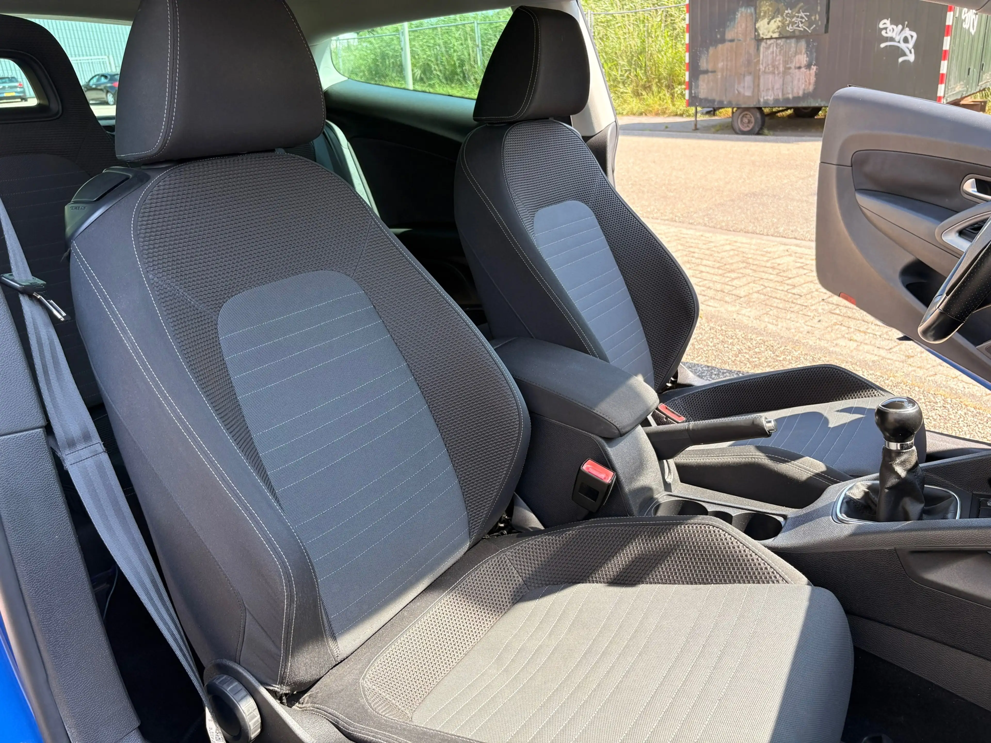 Volkswagen Scirocco 1.4 TSI — photo 10