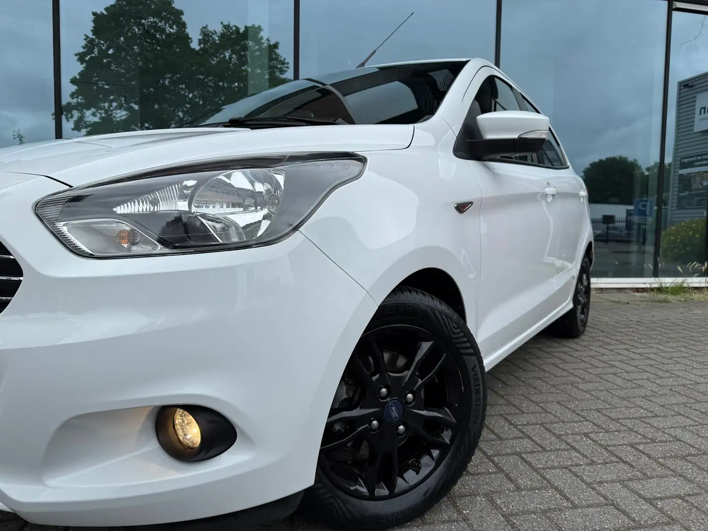 Ford Ka/Ka+ 1.2 Trend Ultimate - Airco - Parkeerhulp - Org.NL Weiß - 2