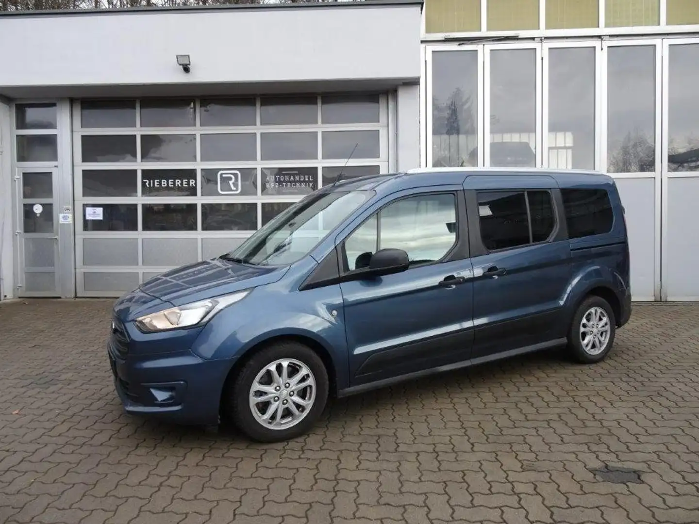 Ford Tourneo Connect Titanium Синий - 1