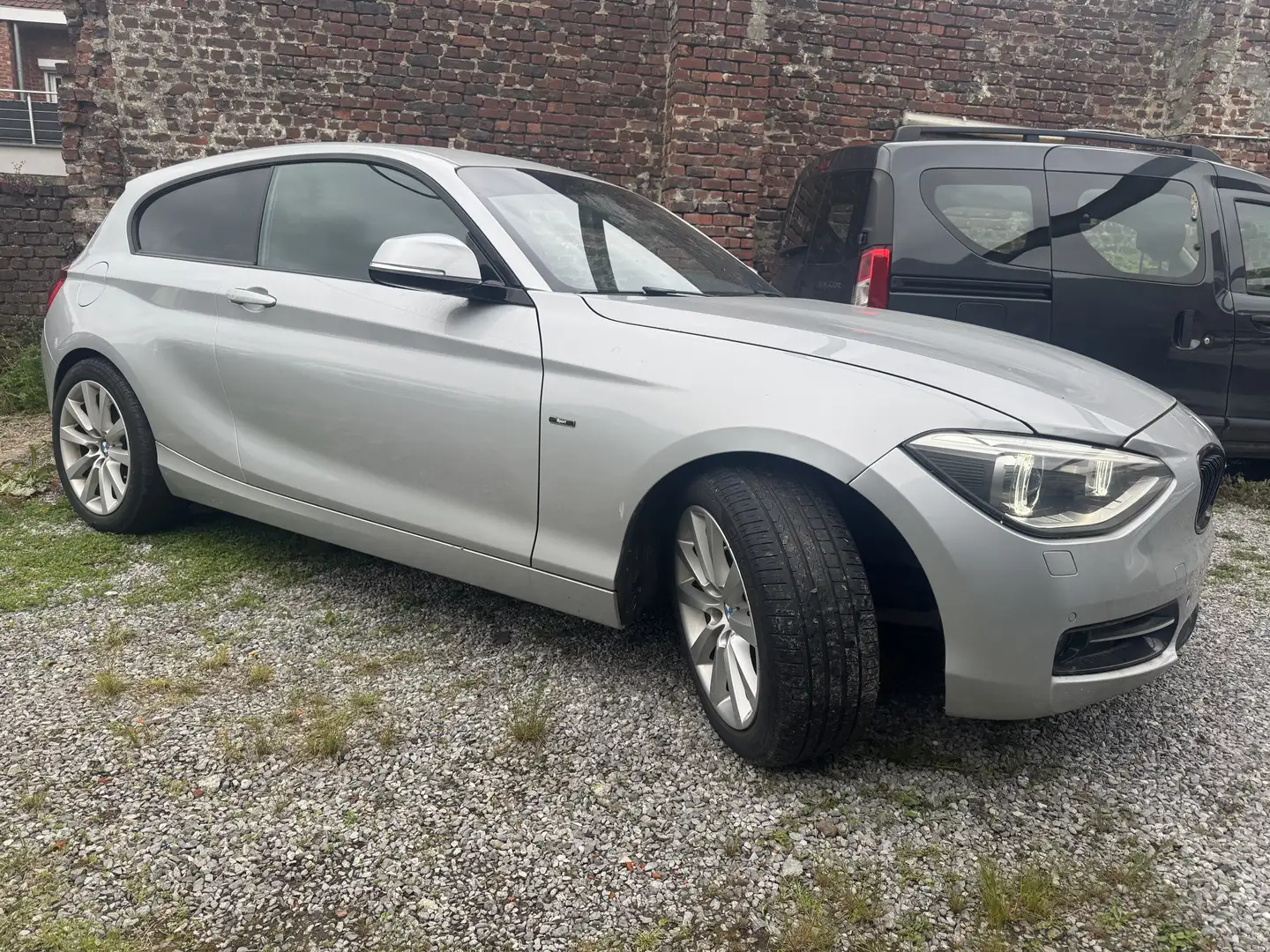 BMW 114 114i Sport Line PAPIER PERDU !!! Gris - 2