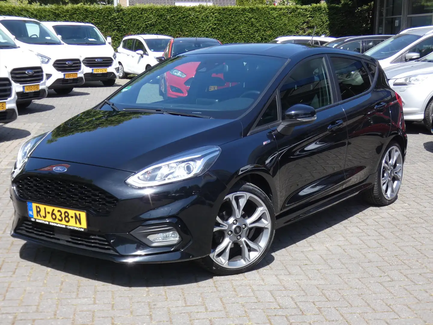 Ford Fiesta 1.0 EcoBoost 100pk 5dr ST-Line B&O Navi en Winterp Zwart - 2