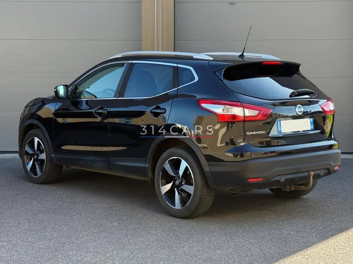 Nissan Qashqai 1.2 115  Connect Edition Noir - 2