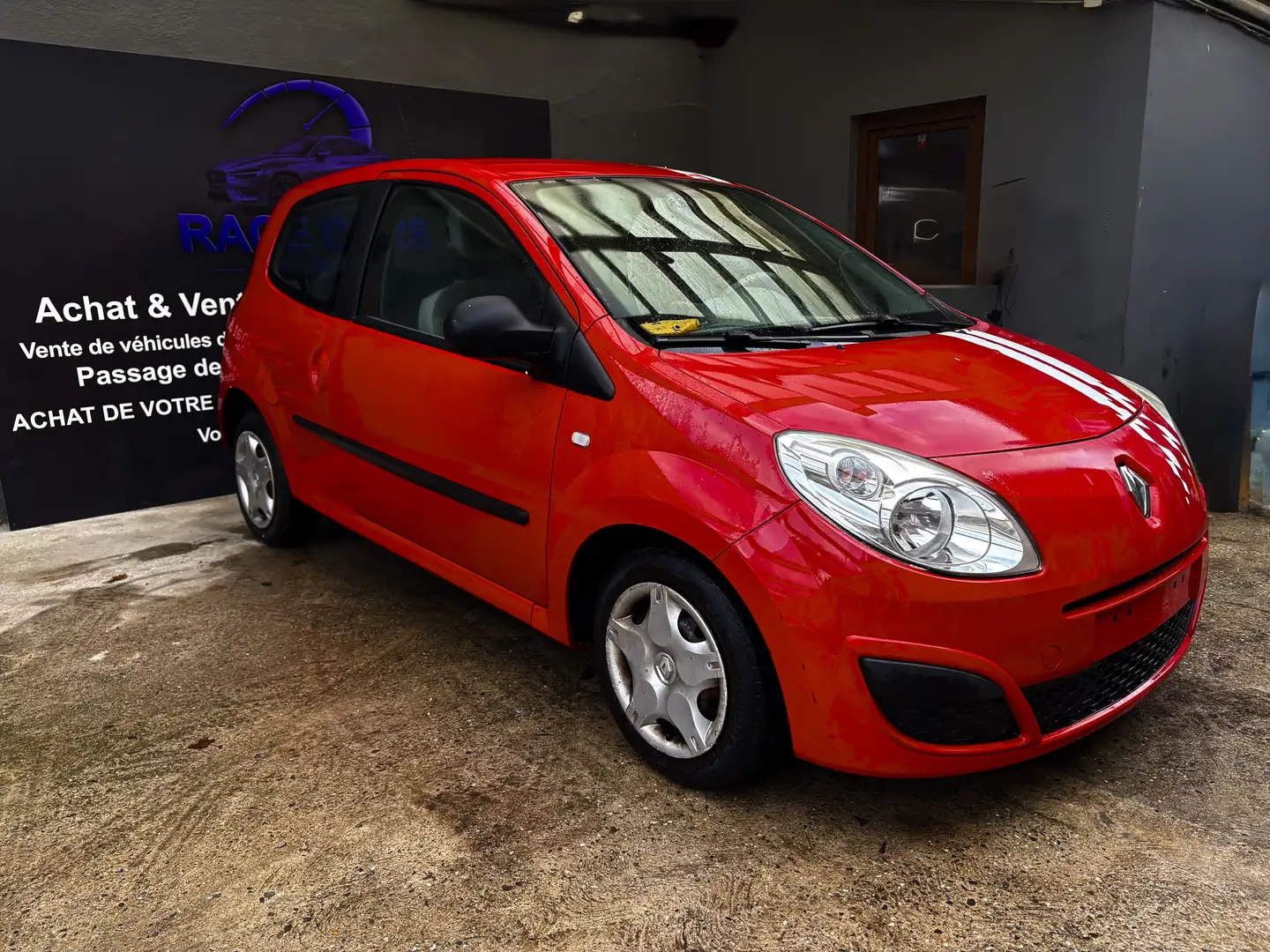 Renault Twingo Twingo 1.2i Night excellant etat mecanique Rouge - 1