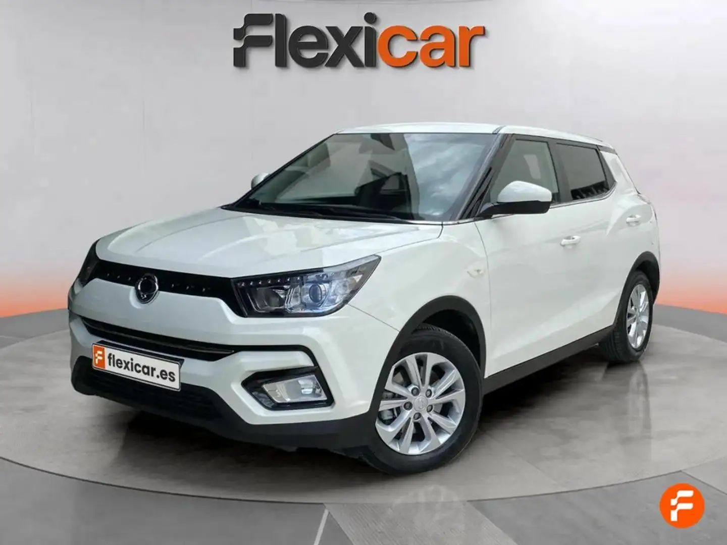 SsangYong Tivoli G16 Limited 4x2 Blanco - 2