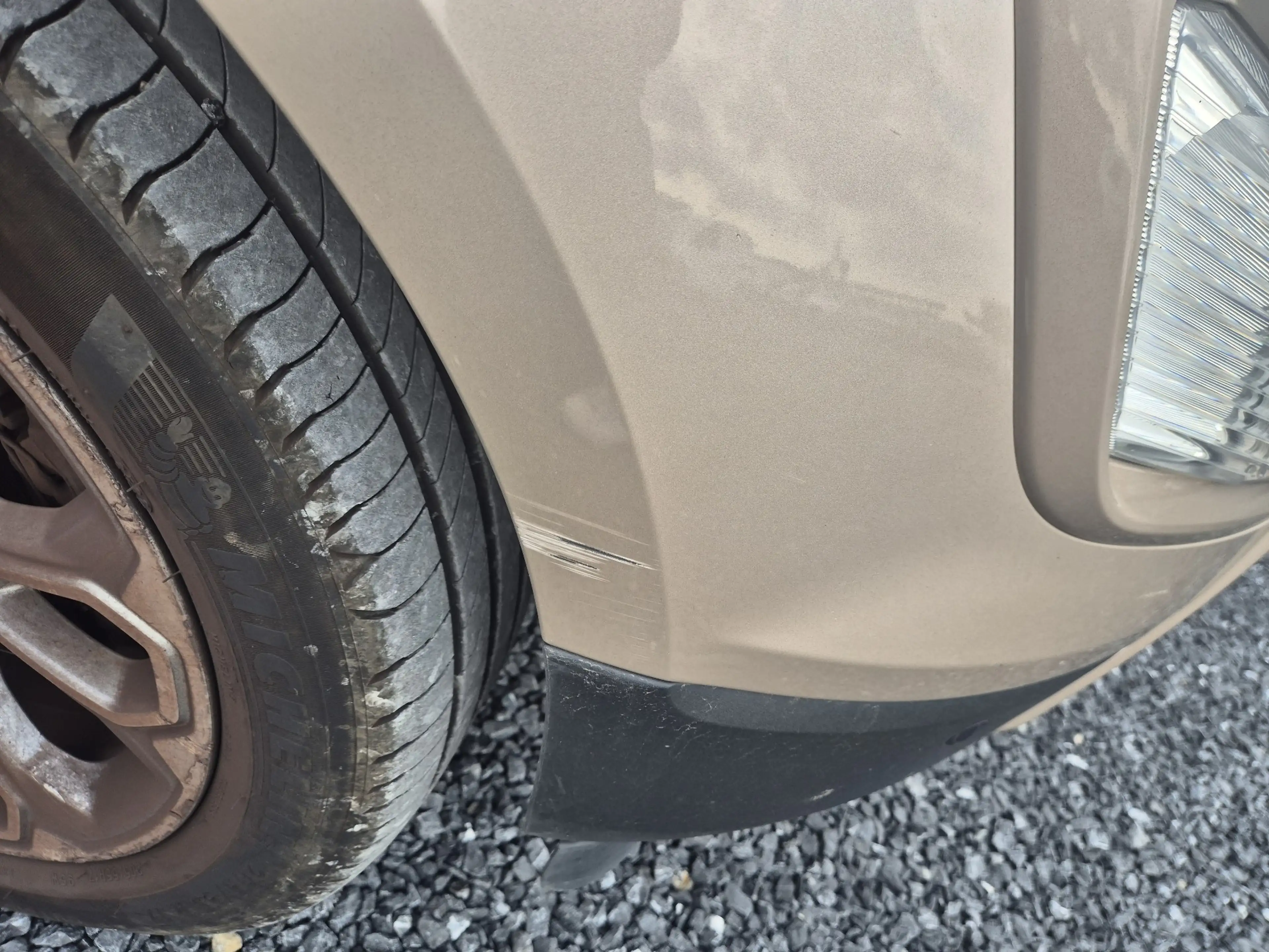 Ford EcoSport 1.5 TDCi / Dégâts carrosserie / Marchand ou Export — photo 9