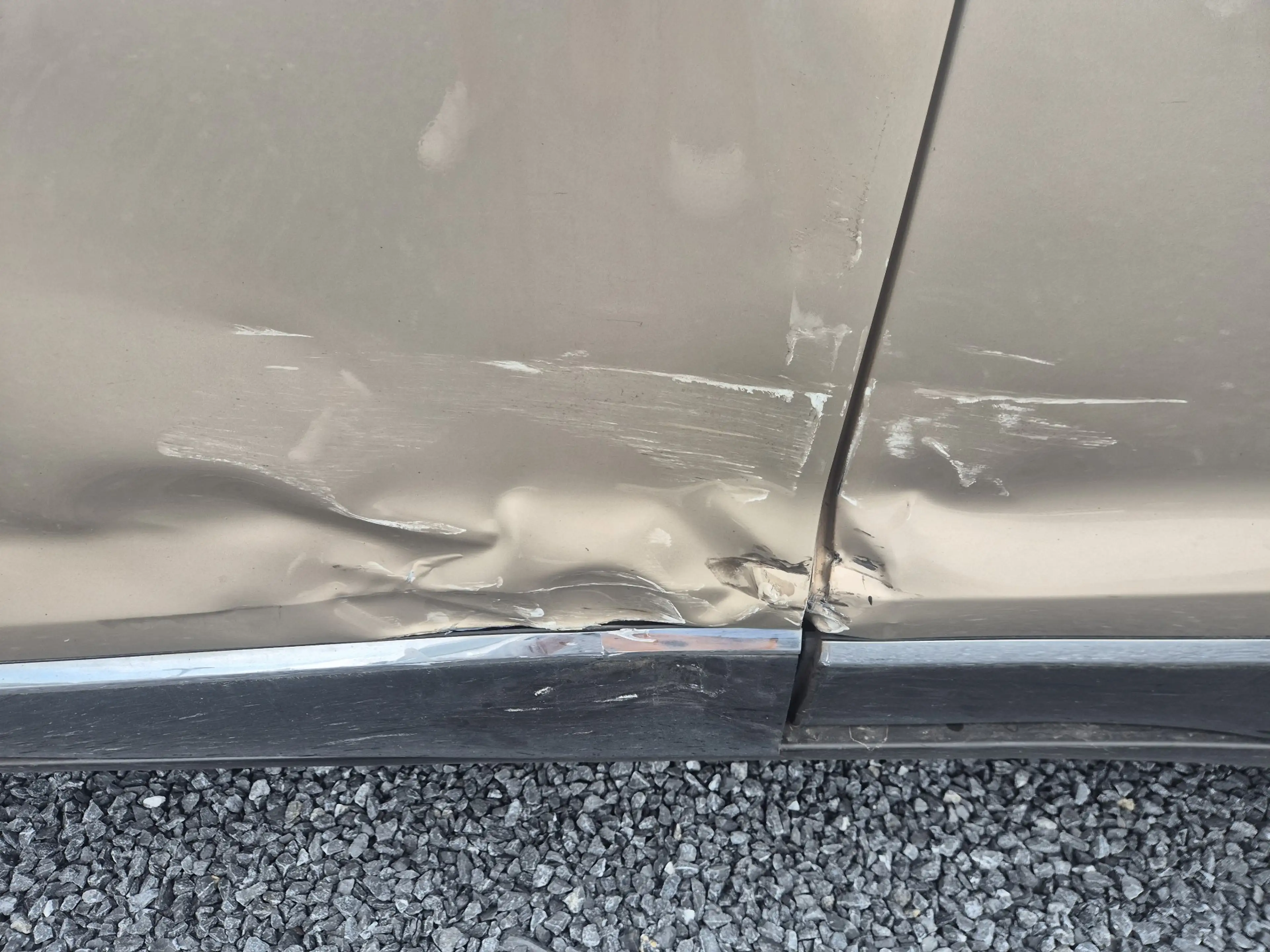 Ford EcoSport 1.5 TDCi / Dégâts carrosserie / Marchand ou Export — photo 10