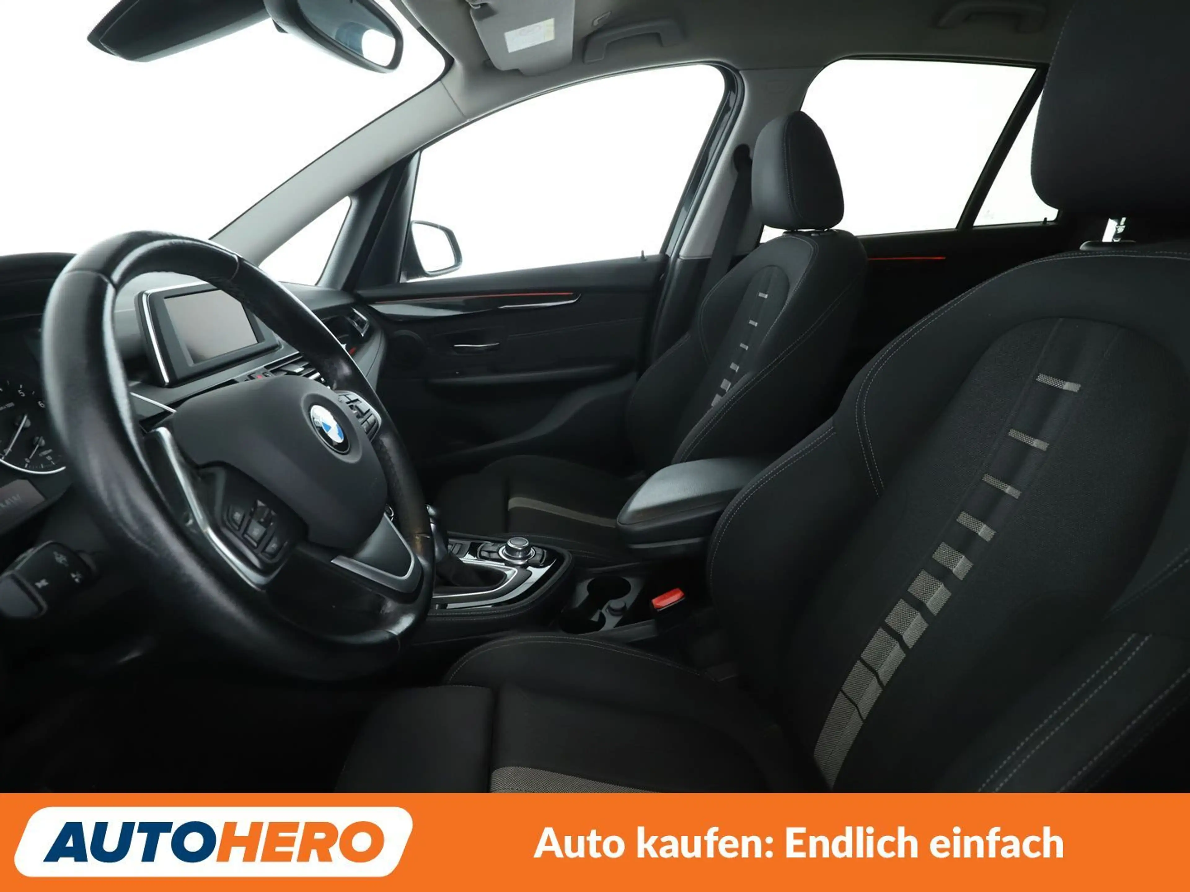BMW 220 220i Gran Tourer Sport Line Aut.*NAVI*PDC*SHZ* — photo 10