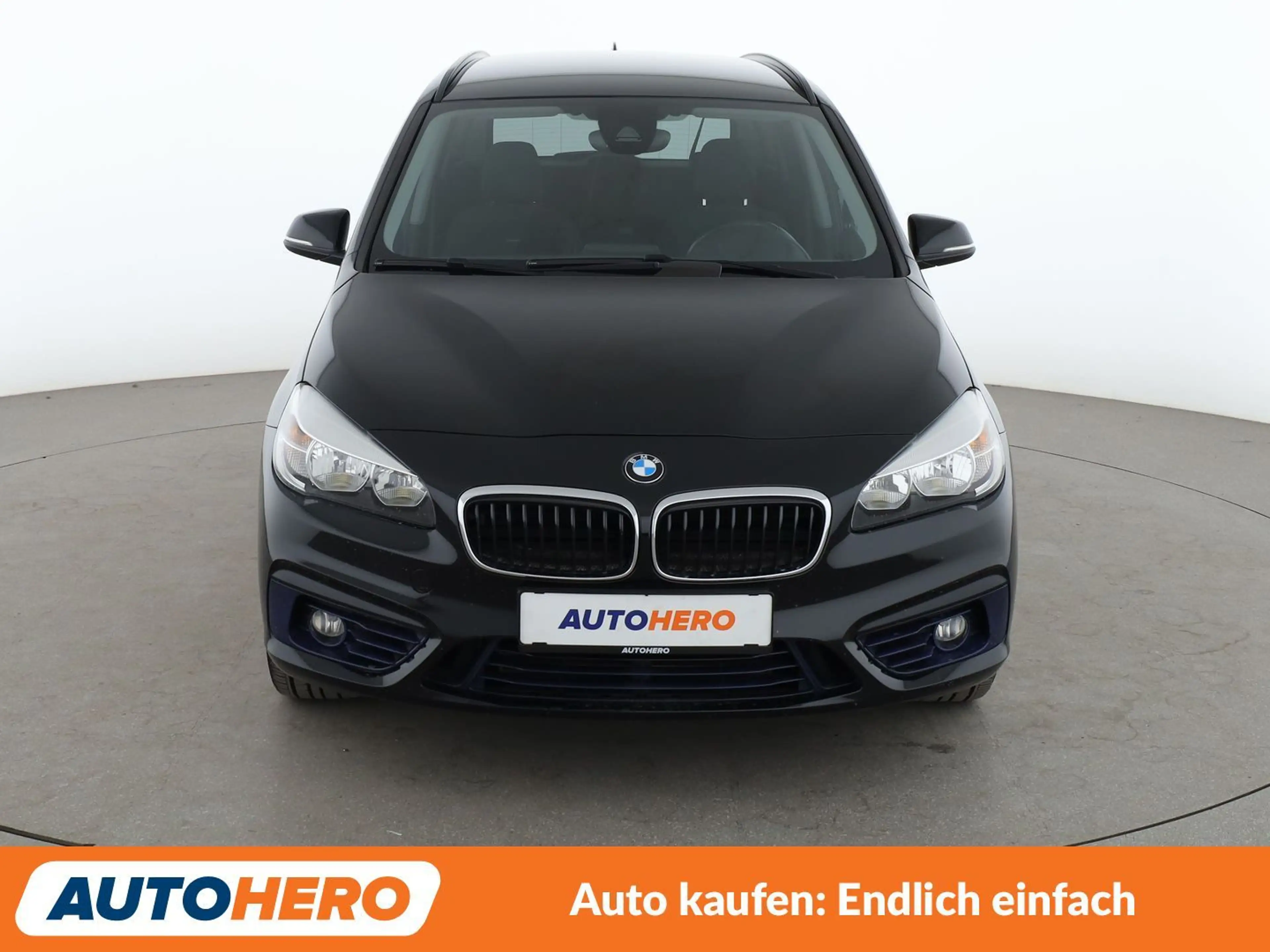 BMW 220 220i Gran Tourer Sport Line Aut.*NAVI*PDC*SHZ* — photo 9