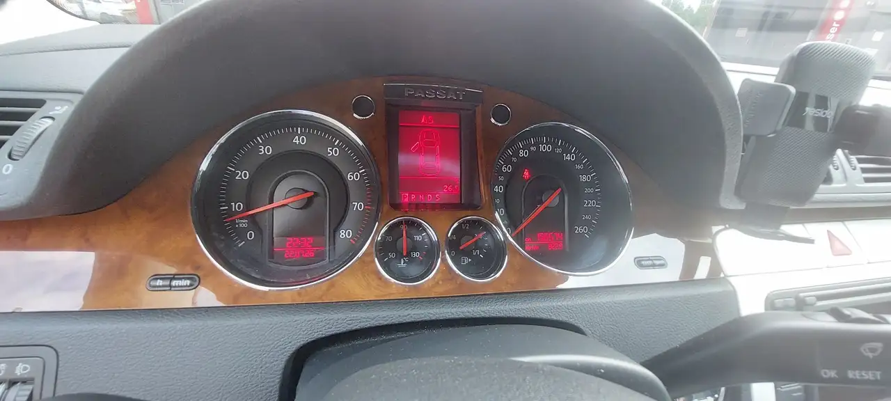 Volkswagen Passat GT 16V Aut., foto 7