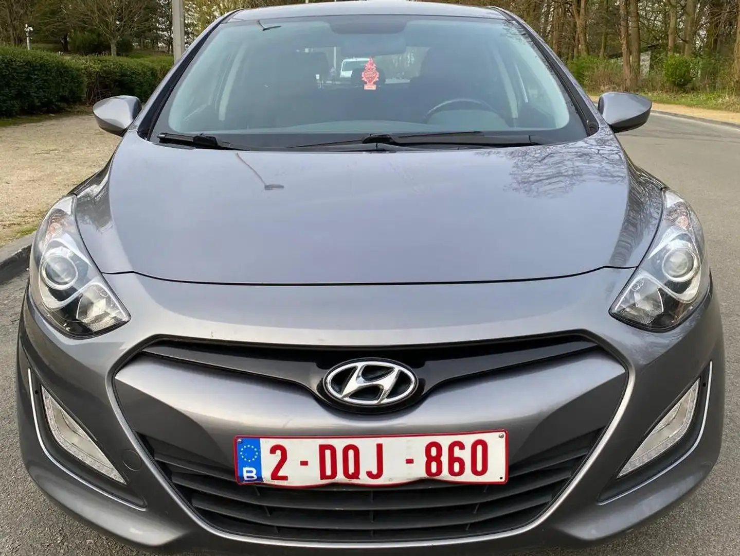 Hyundai i30 1.4i Comfort Gris - 2