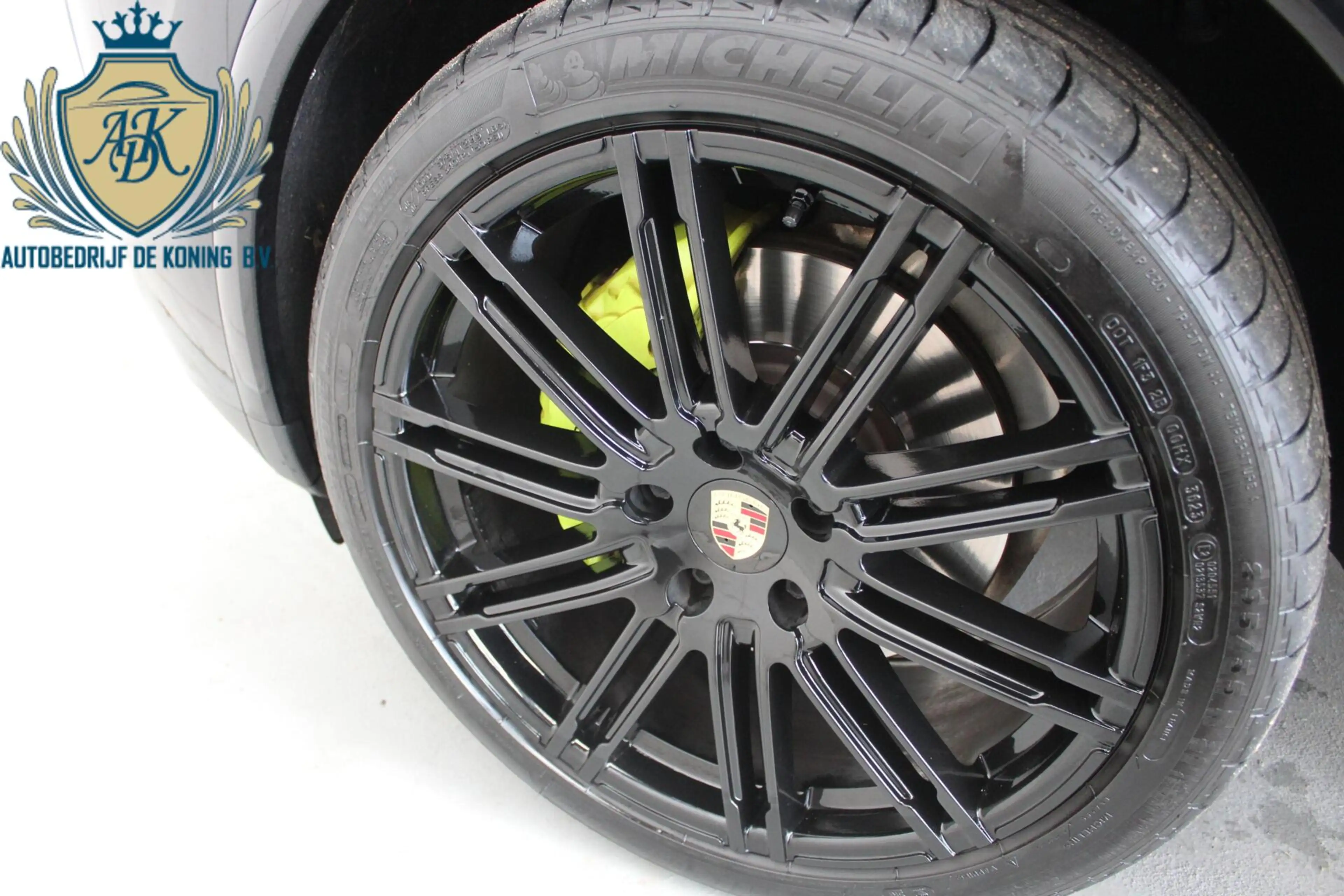 Porsche Cayenne 3.0 S E-Hybrid Platinum Pano,ACC,Luchtvering — photo 23