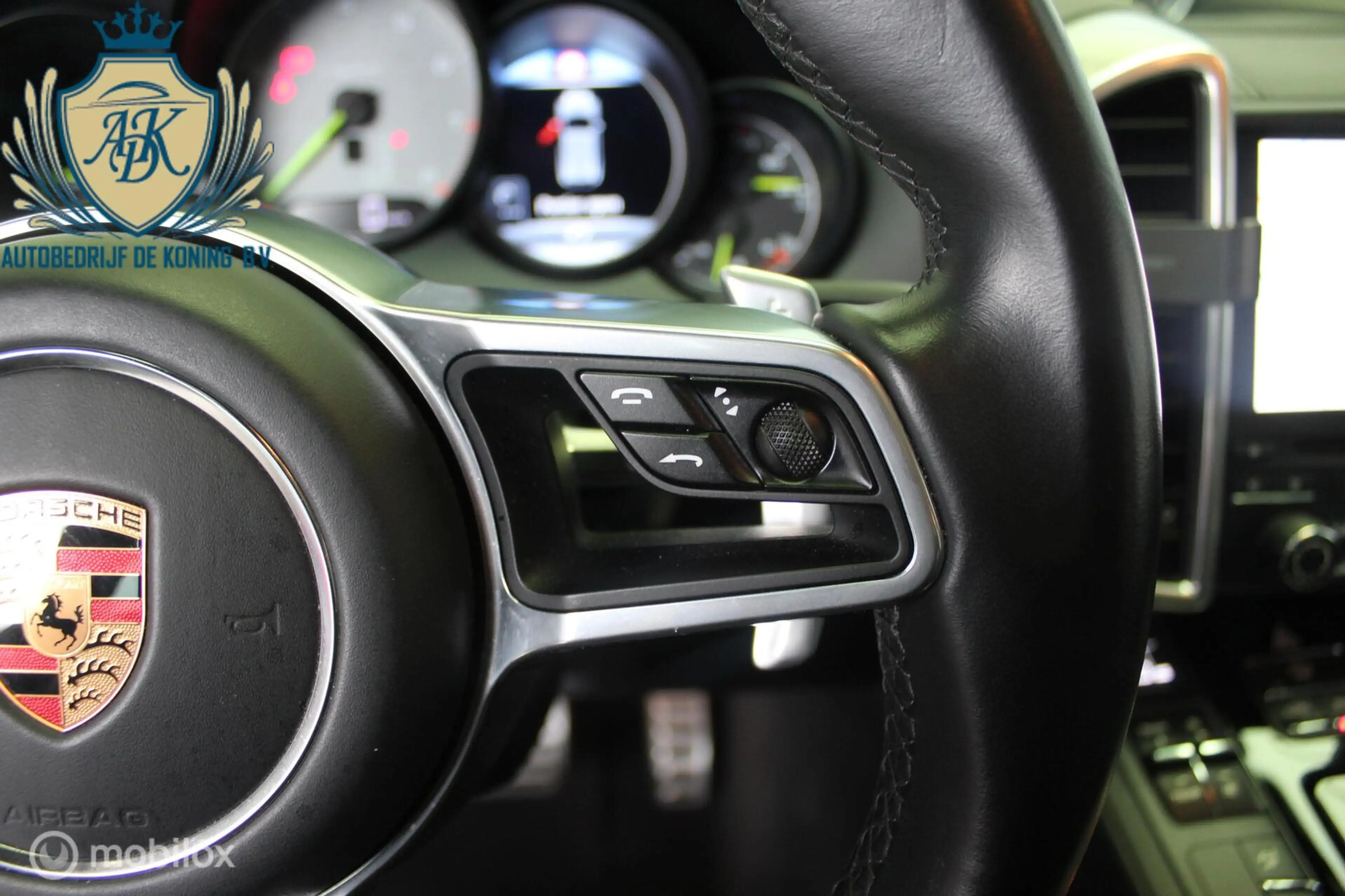 Porsche Cayenne 3.0 S E-Hybrid Platinum Pano,ACC,Luchtvering — photo 9
