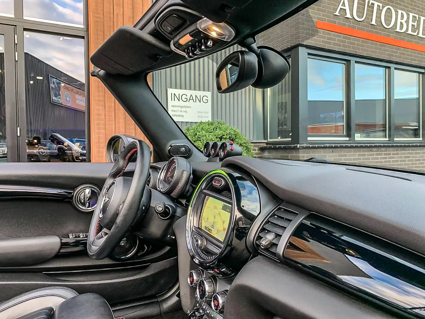 MINI John Cooper Works Cabrio Mini 2.0 Chili Manual 231pk/Hk/Camera/Leer/Uniek Schwarz - 2