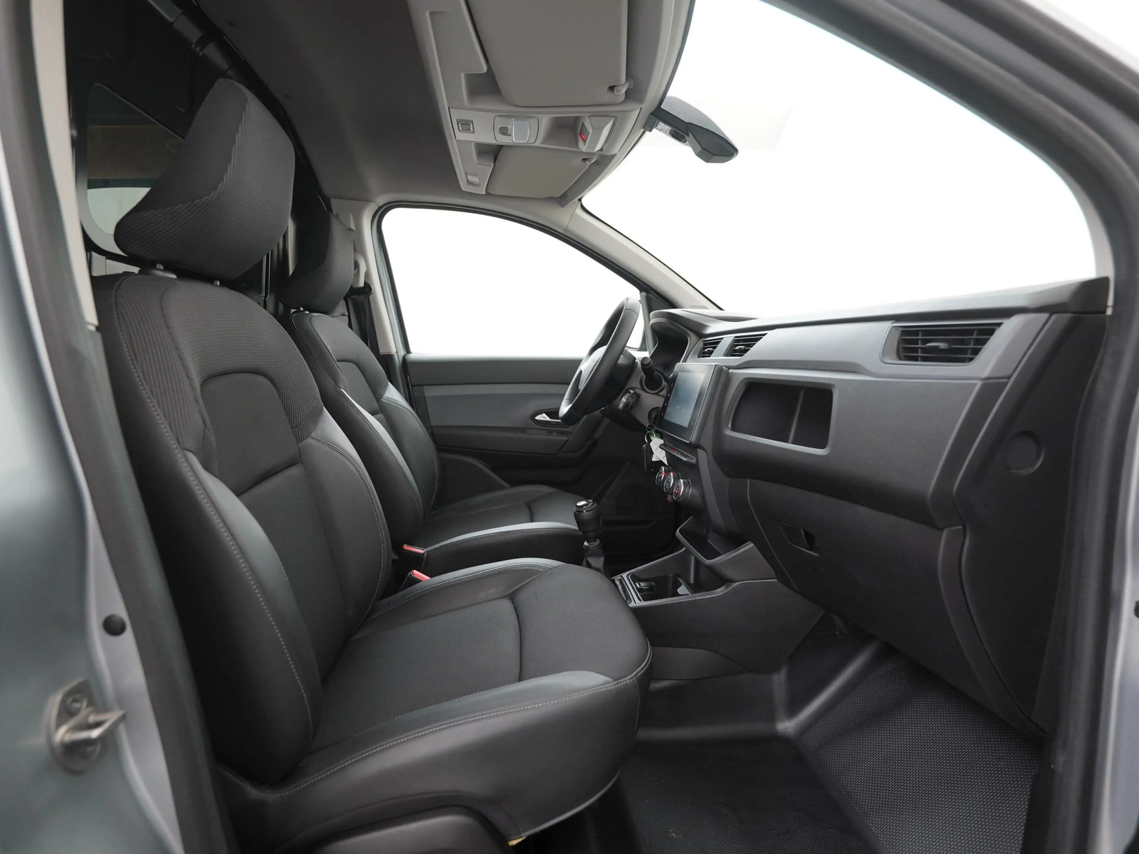 Renault Express 1.3 TCe 100PK Comfort | Navigatie | Zondag Open! — photo 3