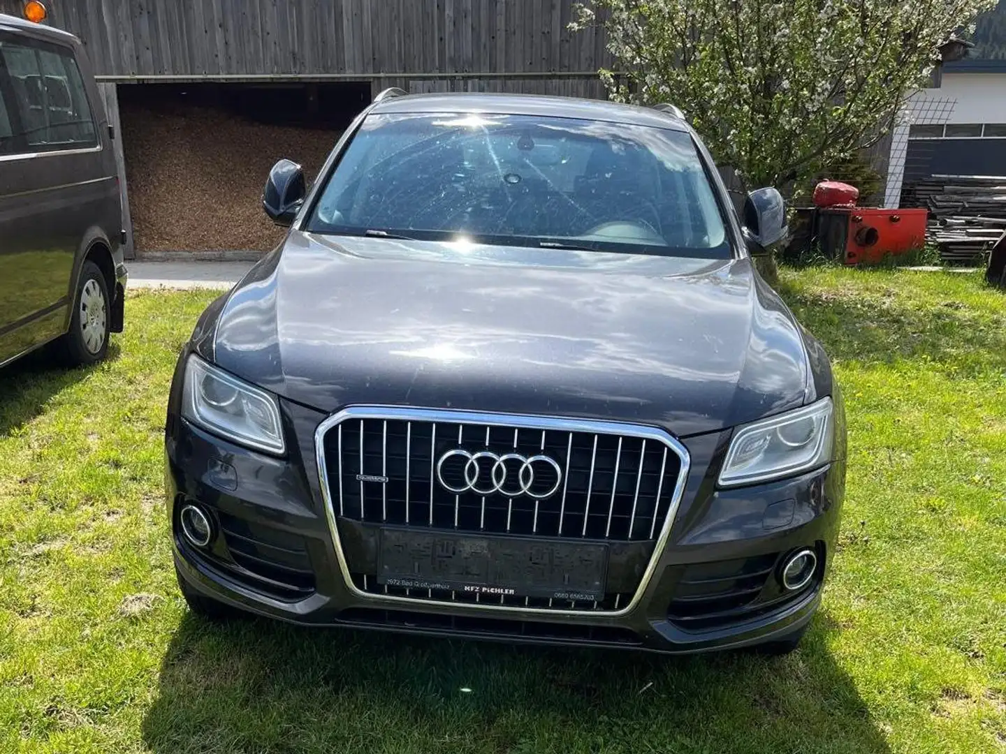 Audi Q5 Q5 2,0 TDI quattro Sport DPF S-tronic Sport Grau - 1