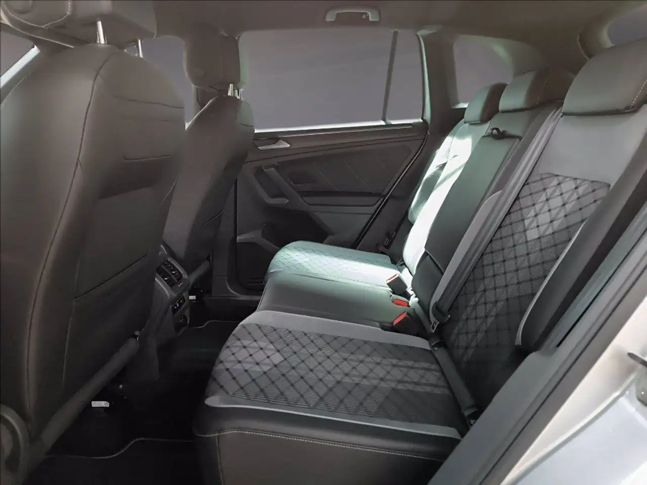 Volkswagen Tiguan 2.0 tdi life 4motion 150cv dsg 14