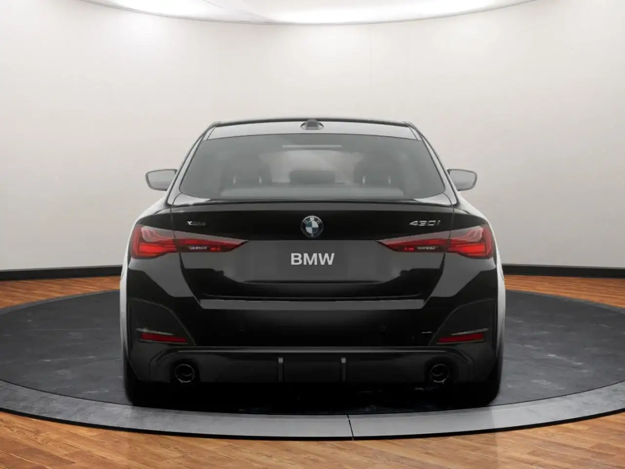 BMW 4 Series снимка BMW 4 Series