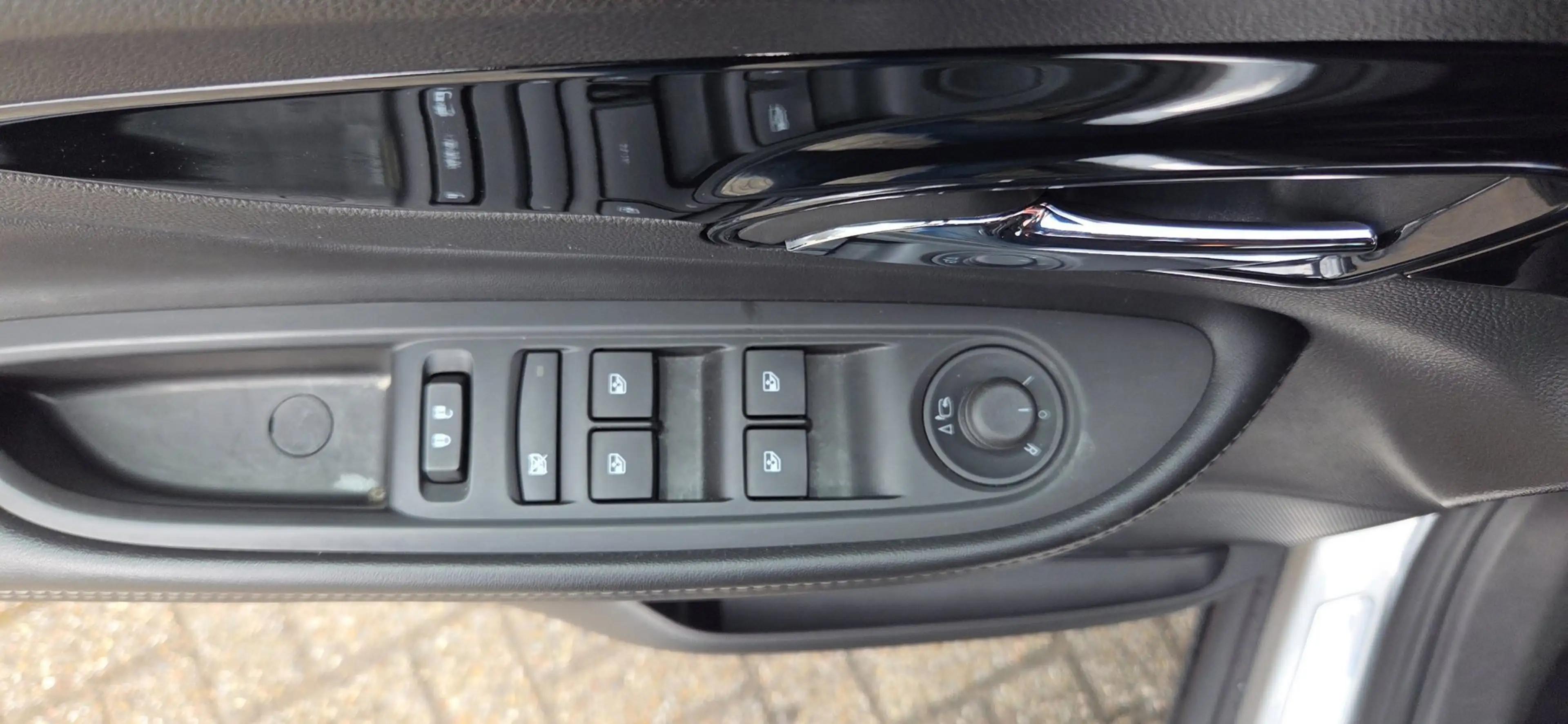 Opel Mokka X 1.4 Turbo Innovation — photo 27