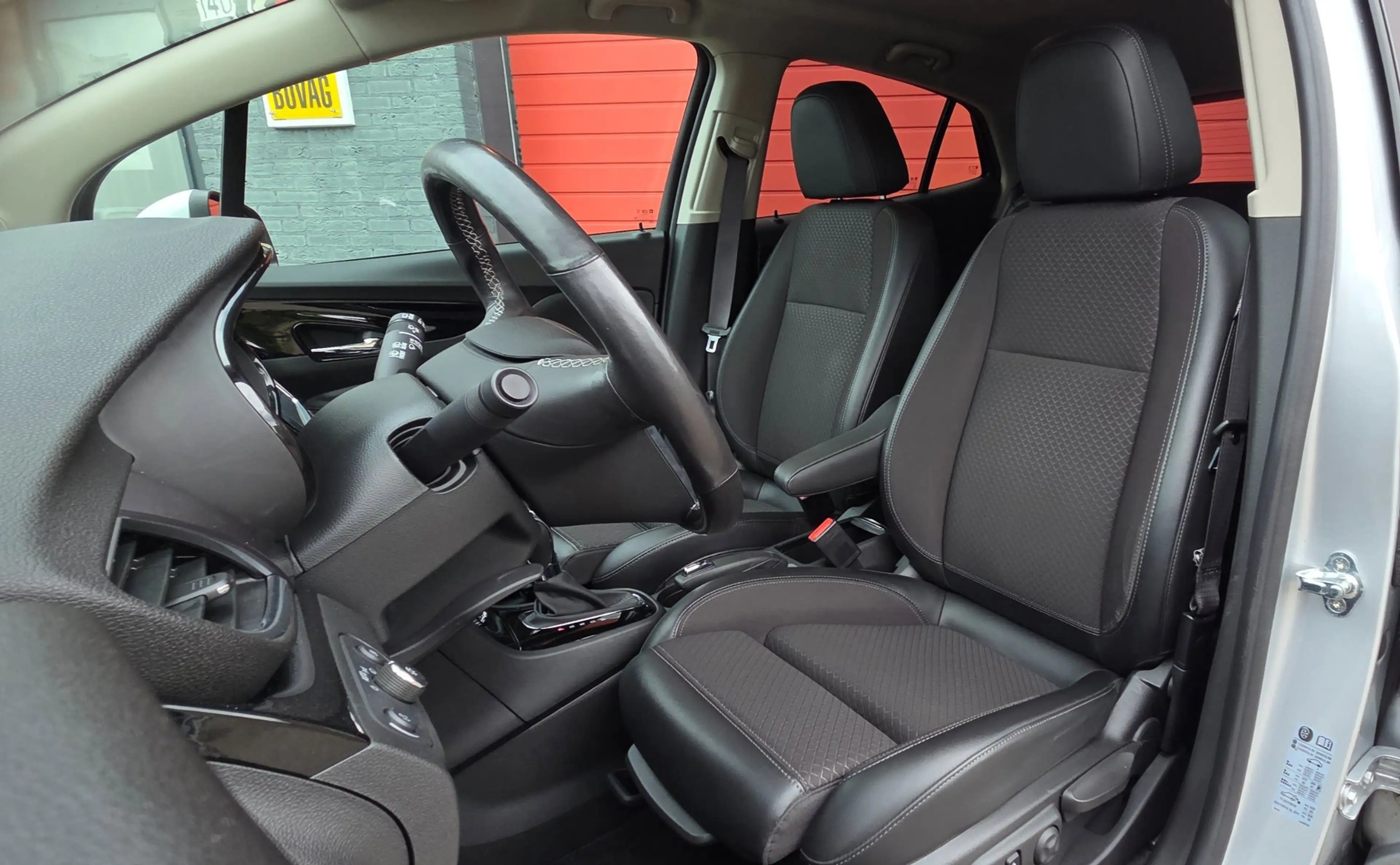 Opel Mokka X 1.4 Turbo Innovation — photo 13