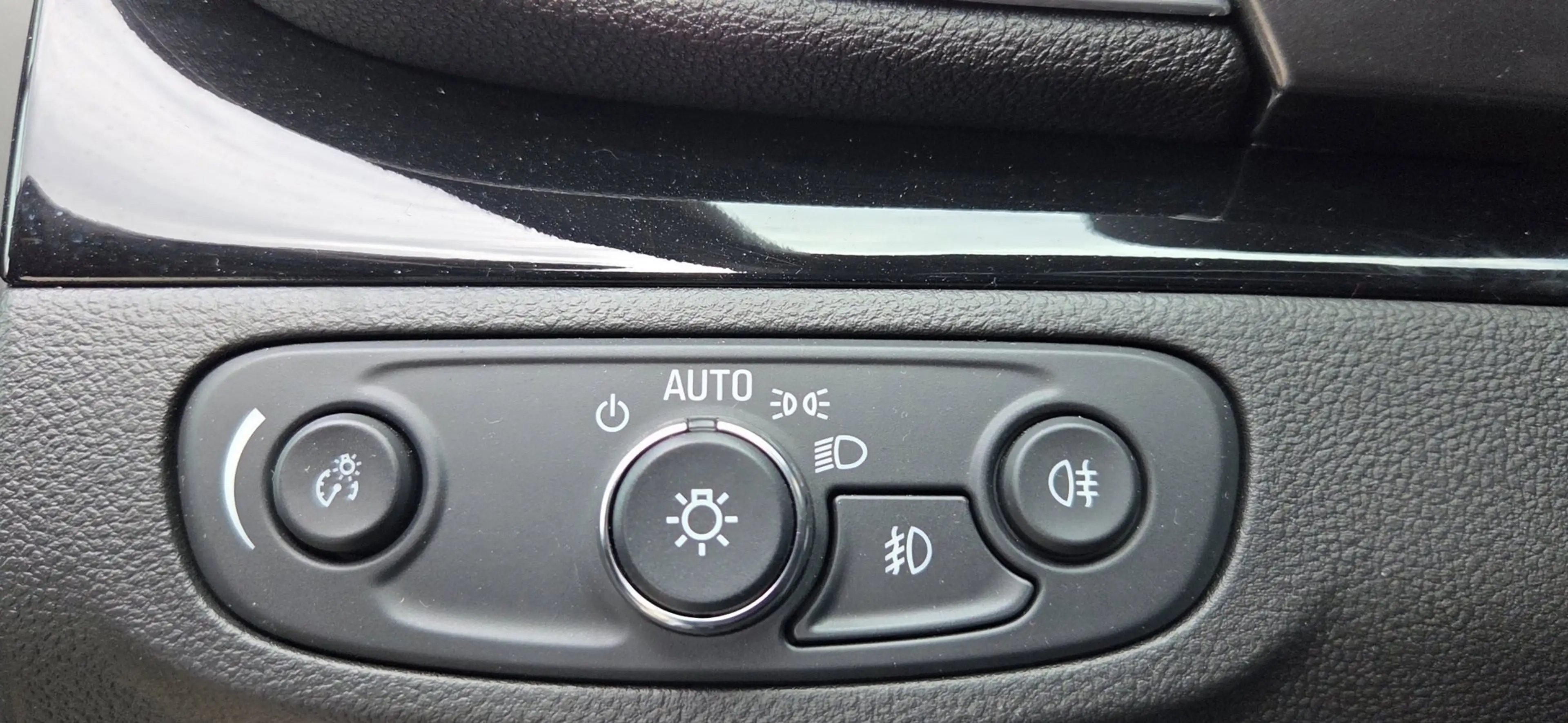 Opel Mokka X 1.4 Turbo Innovation — photo 26
