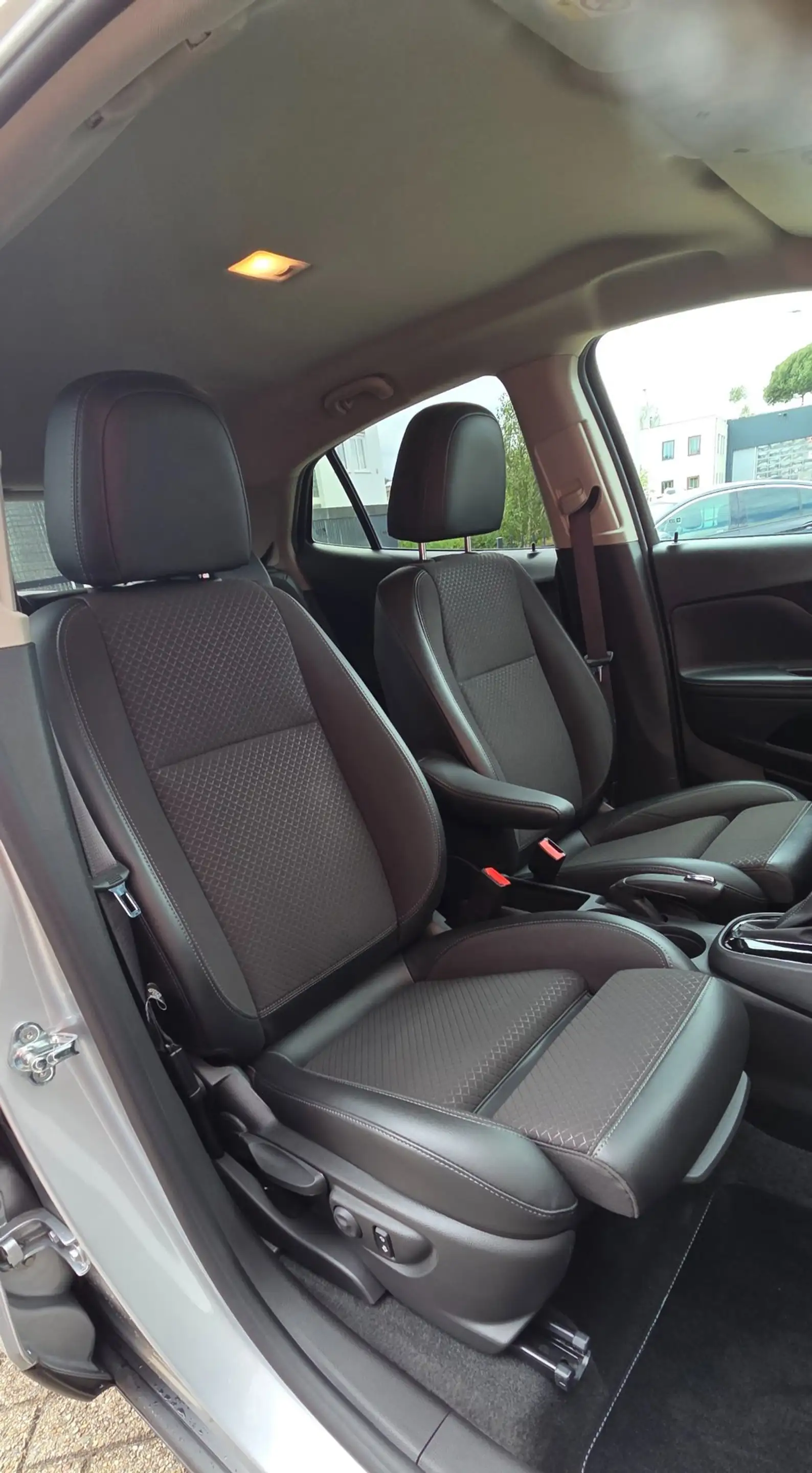 Opel Mokka X 1.4 Turbo Innovation — photo 16