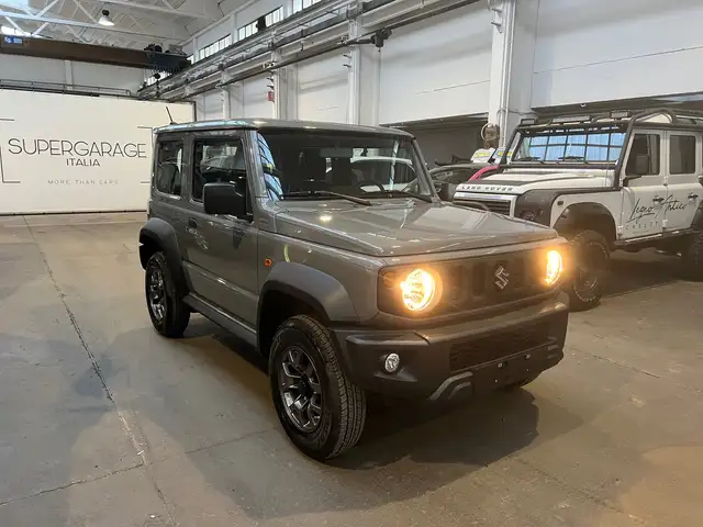 Suzuki Jimny view 2