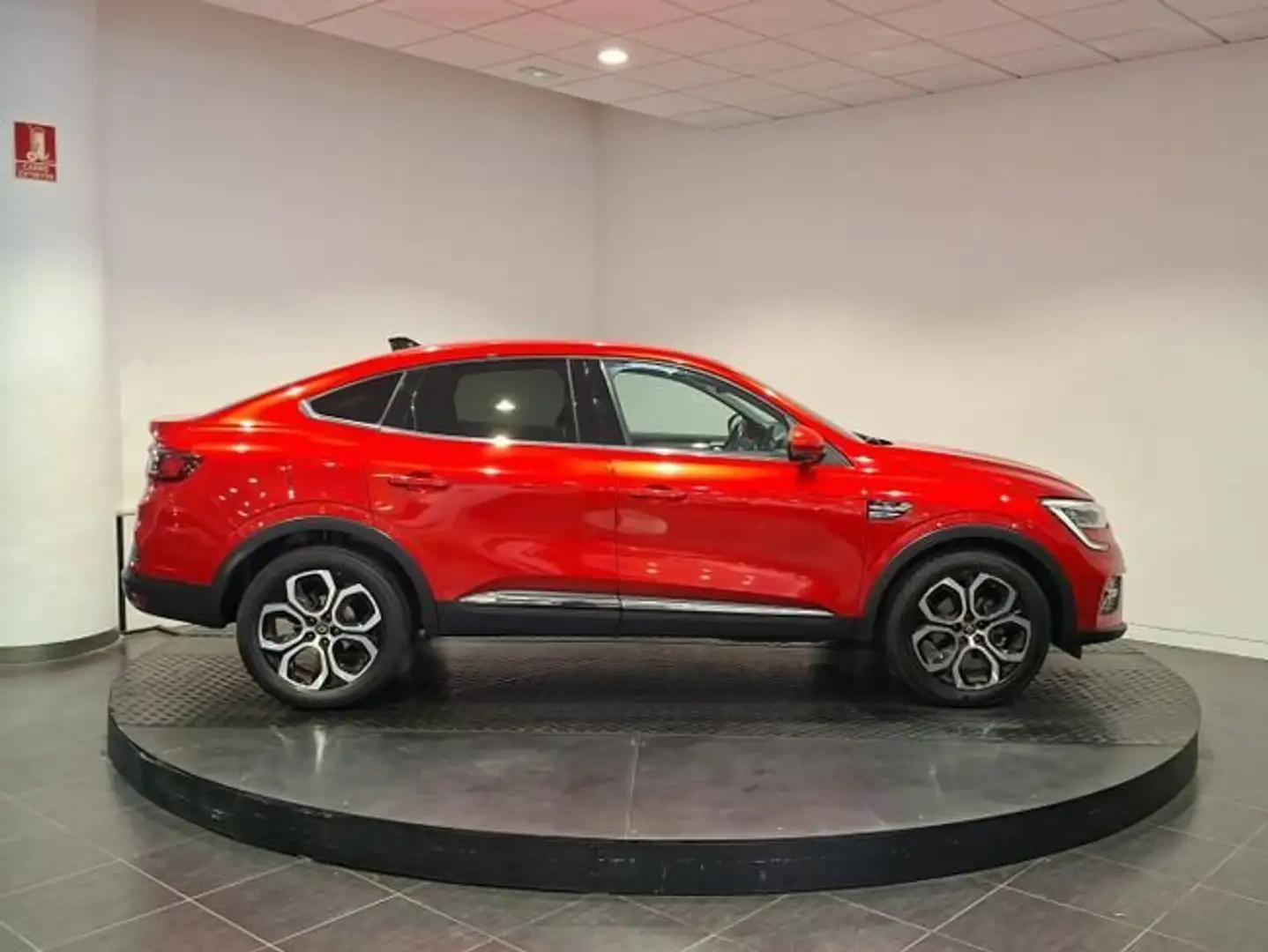 Renault Arkana 1.6 E-Tech Zen 105kW Rojo - 2