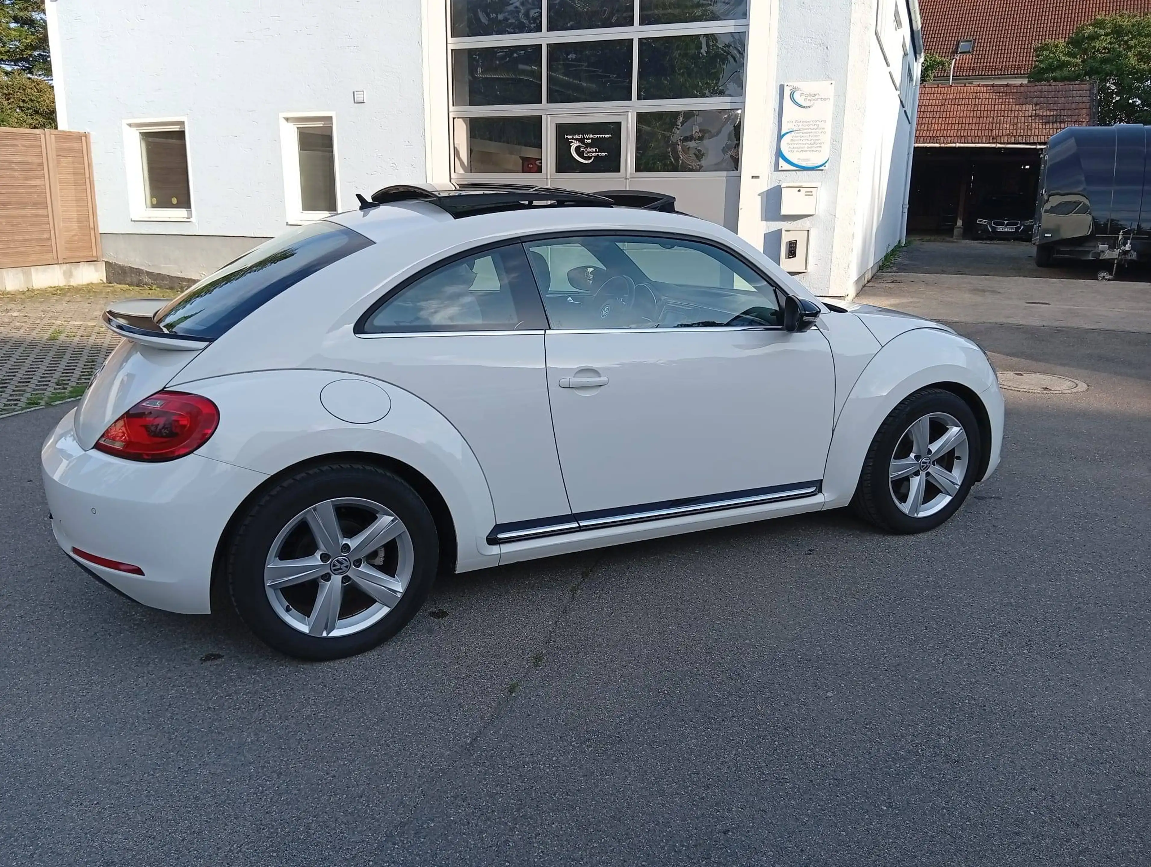 Volkswagen Beetle Sport — photo 10