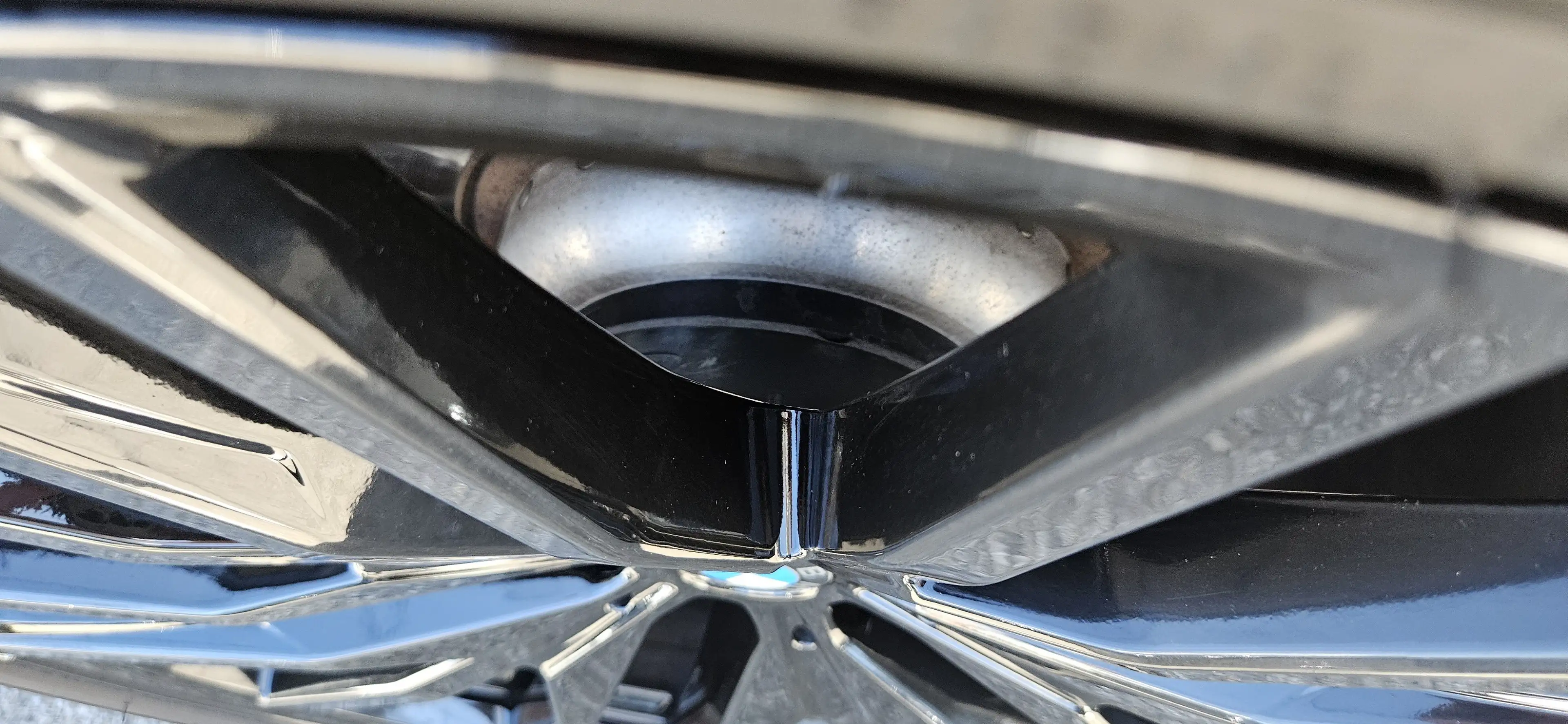 BMW X6 M50d Garantie bis 04.2027. IM KUNDENAUFTRAG ZU  VE — photo 15