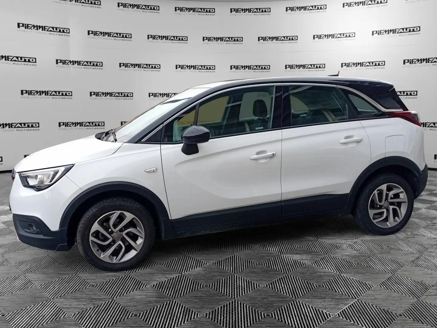 Opel Crossland X 1.2 GPL 81cv Innovation MT5 Weiß - 2