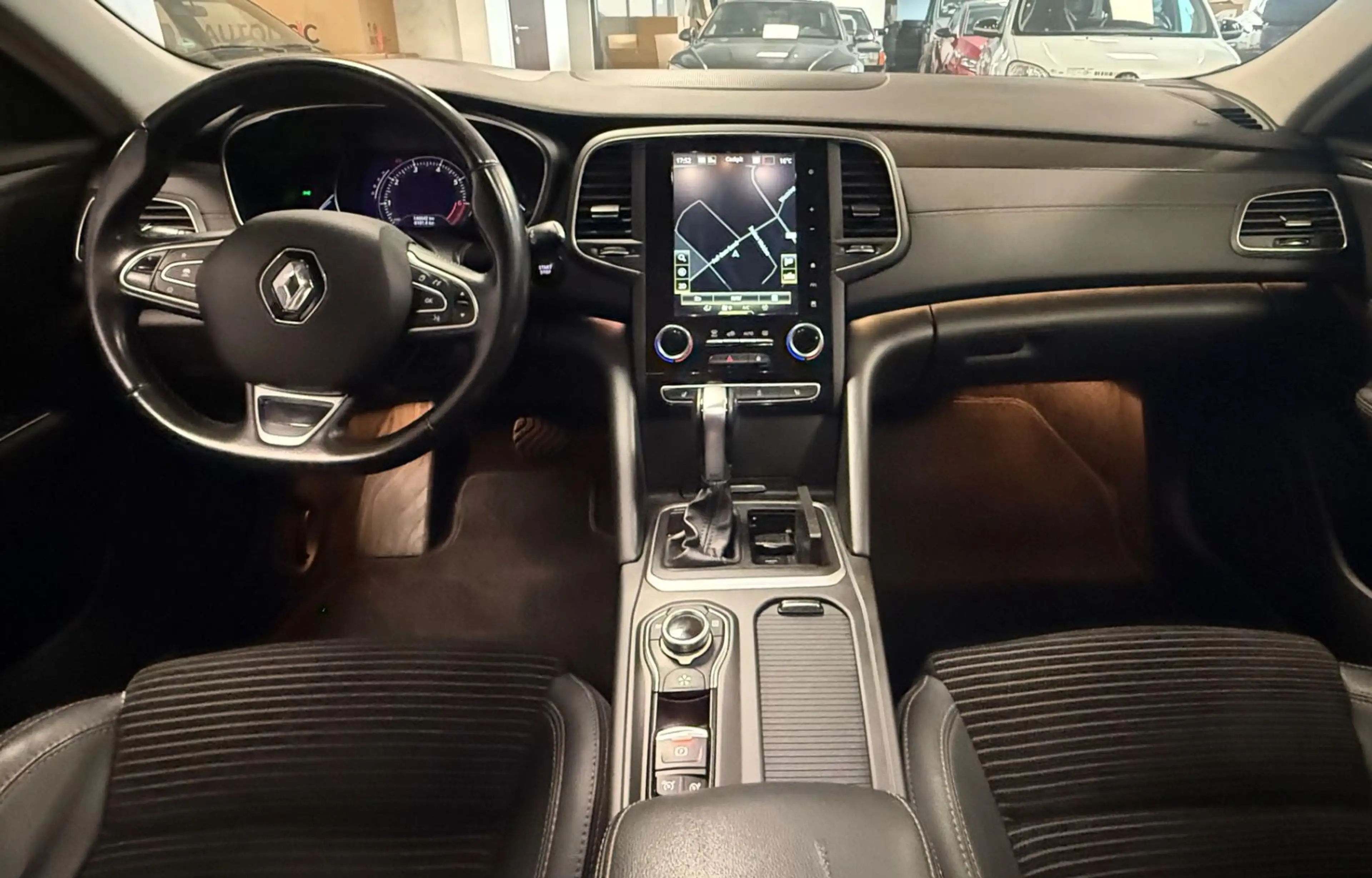 Renault Talisman TCe 225 EDC*Leder*NAVi*LED*1HAND — photo 7