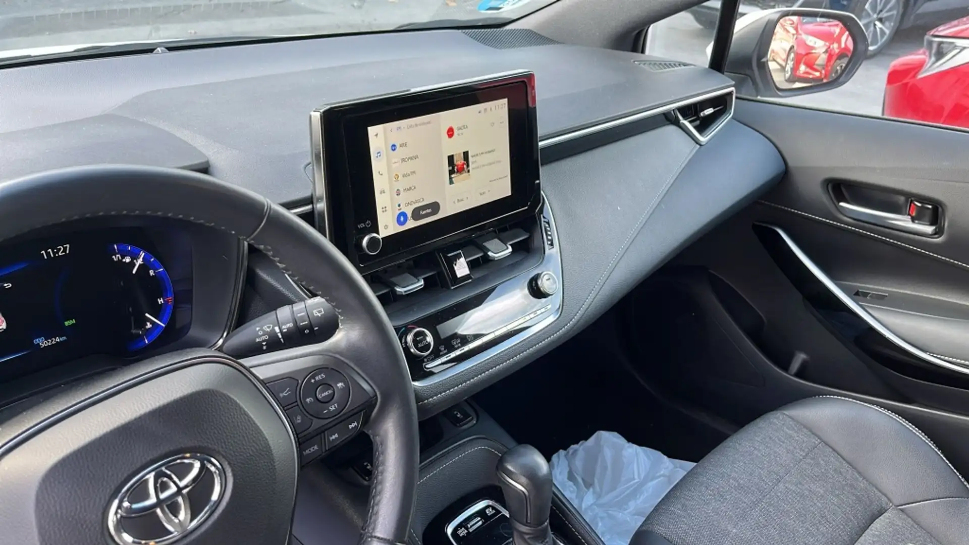 Toyota Corolla 125H Style Blanc - 2