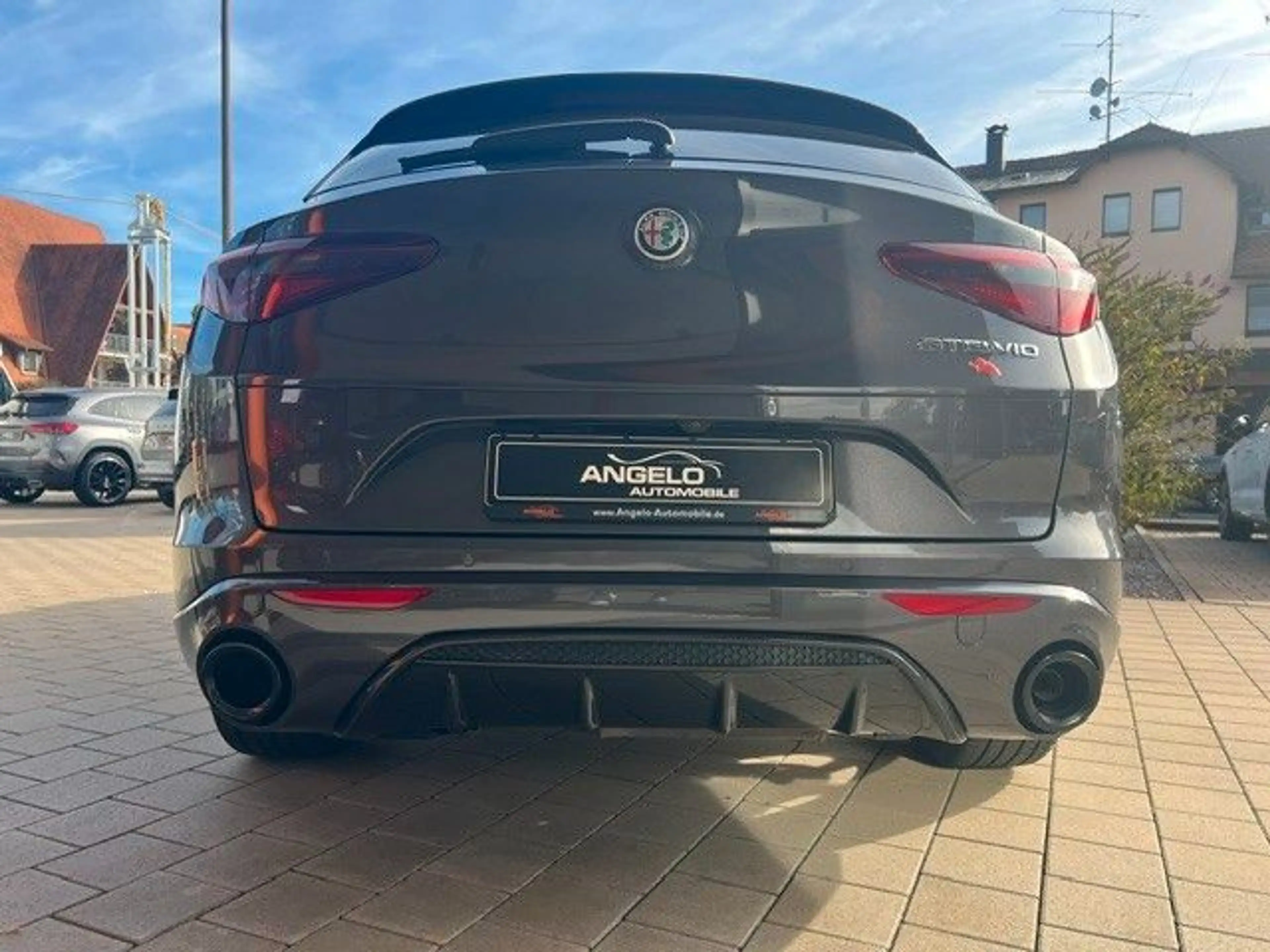 Alfa Romeo Stelvio Veloce Q4*AHK*Neuer Motor vor 6000 KM* — photo 13