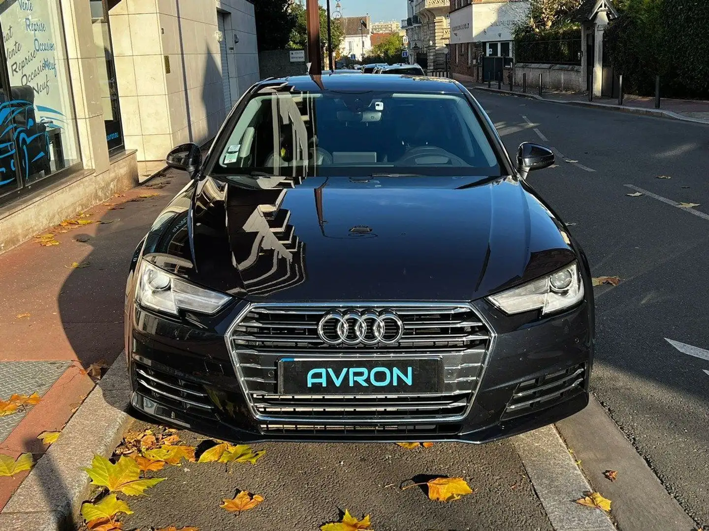 Audi A4 V 2.0 TFSI 252 DESIGN LUXE Bleu - 2