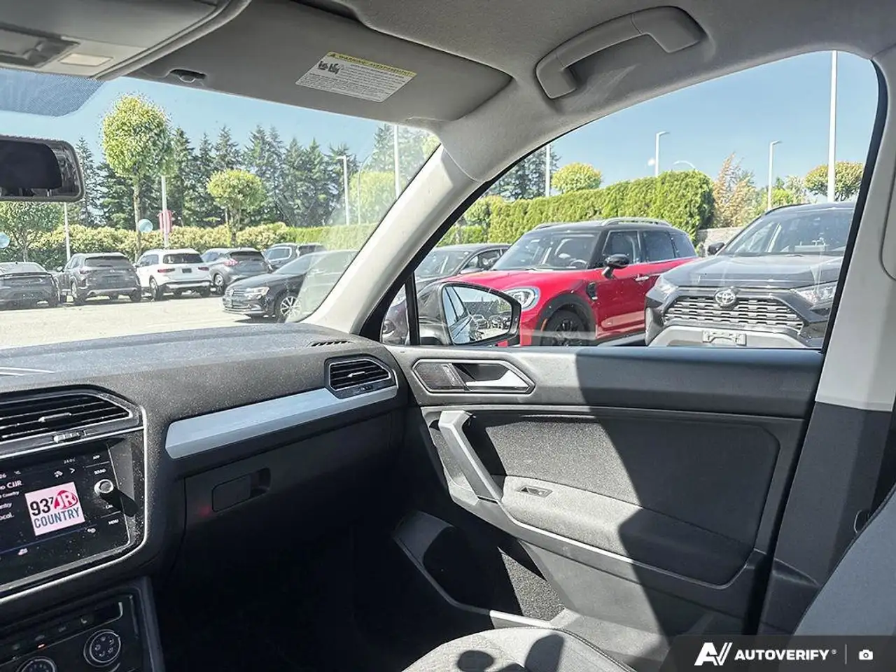 Volkswagen Tiguan снимка Volkswagen Tiguan