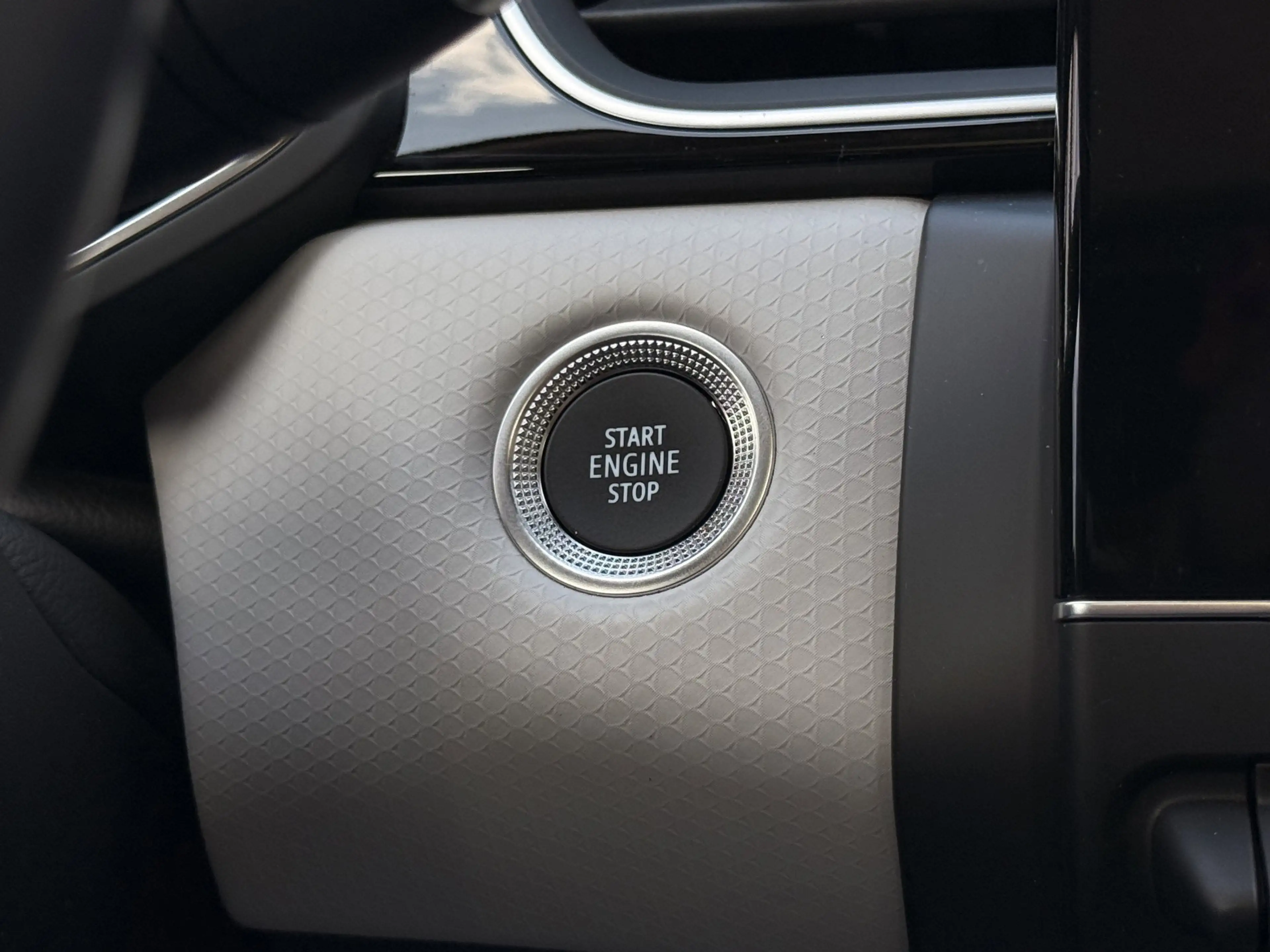 Renault Captur 1.6 E-Tech Plug-in Hybrid 160 Edition One — photo 29