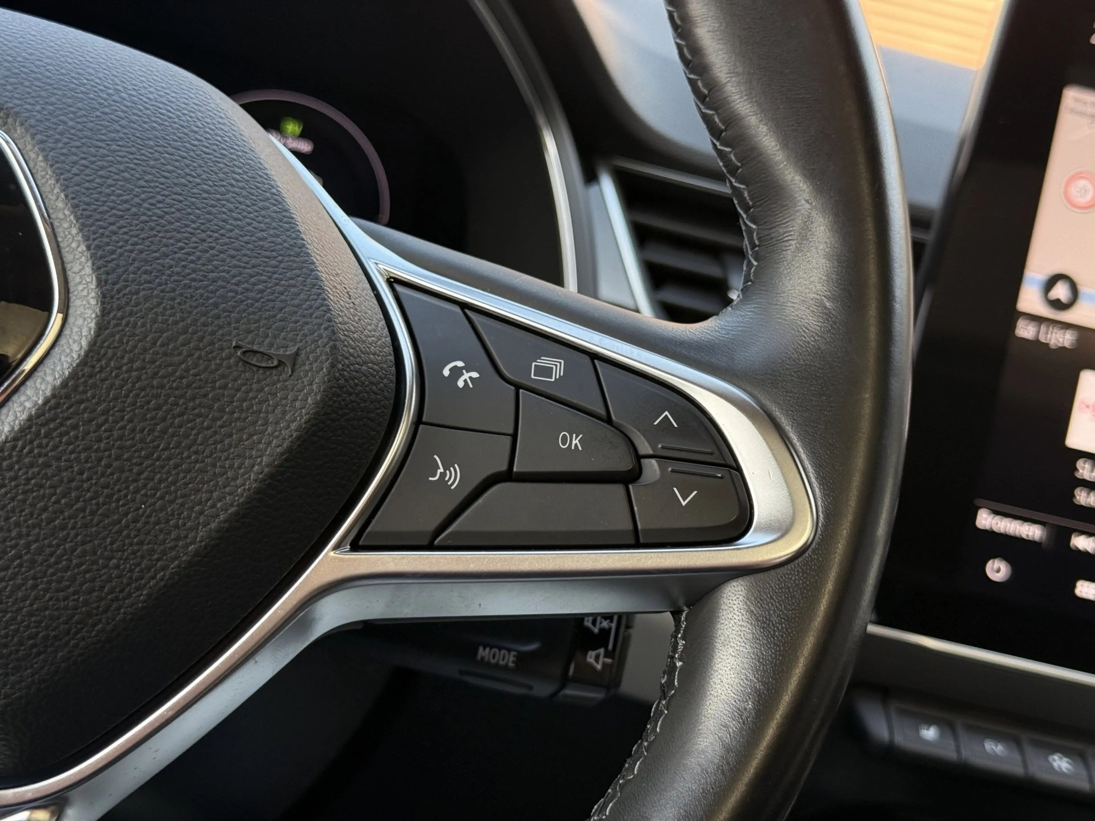 Renault Captur 1.6 E-Tech Plug-in Hybrid 160 Edition One — photo 26