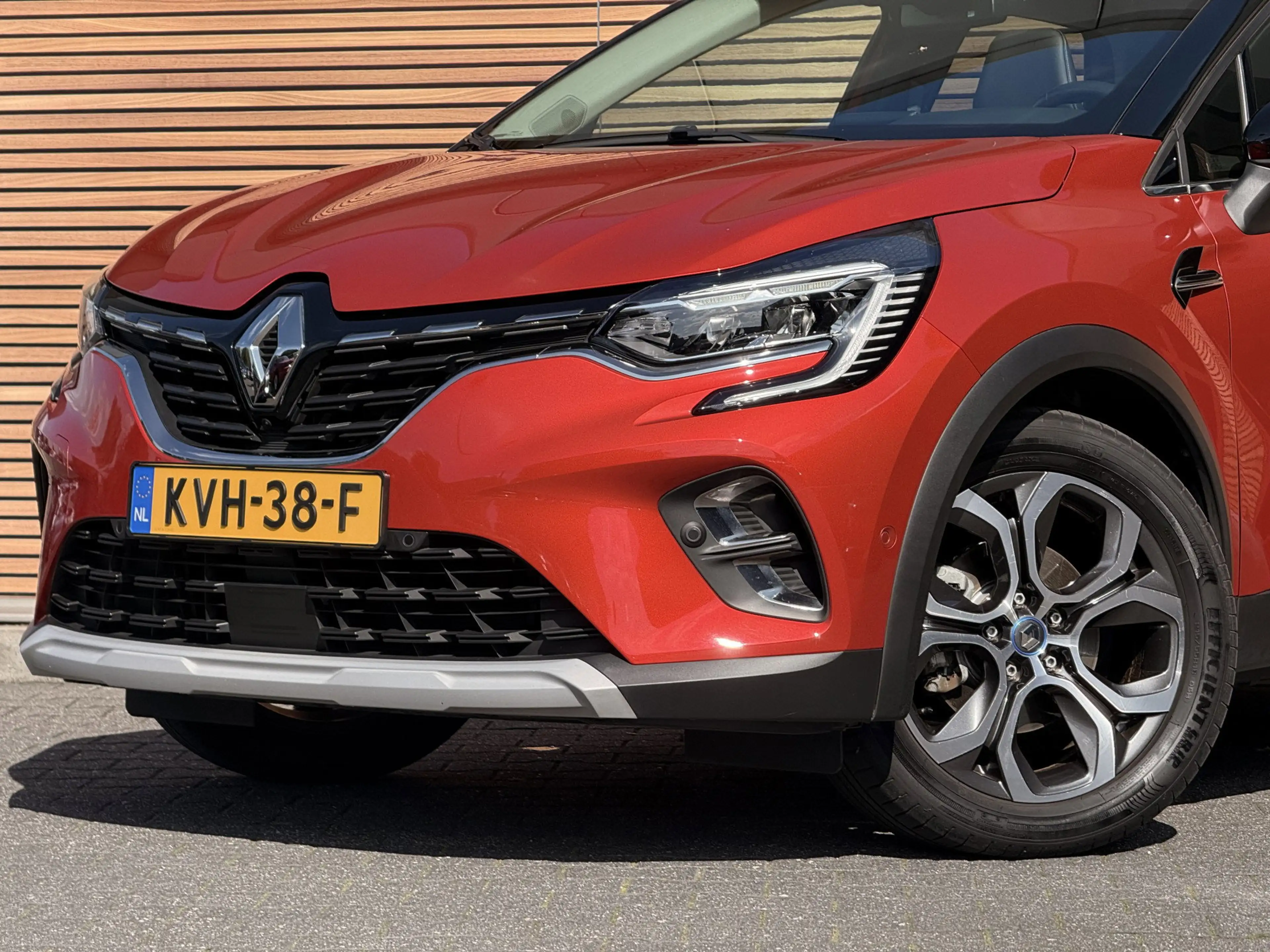 Renault Captur 1.6 E-Tech Plug-in Hybrid 160 Edition One — photo 10