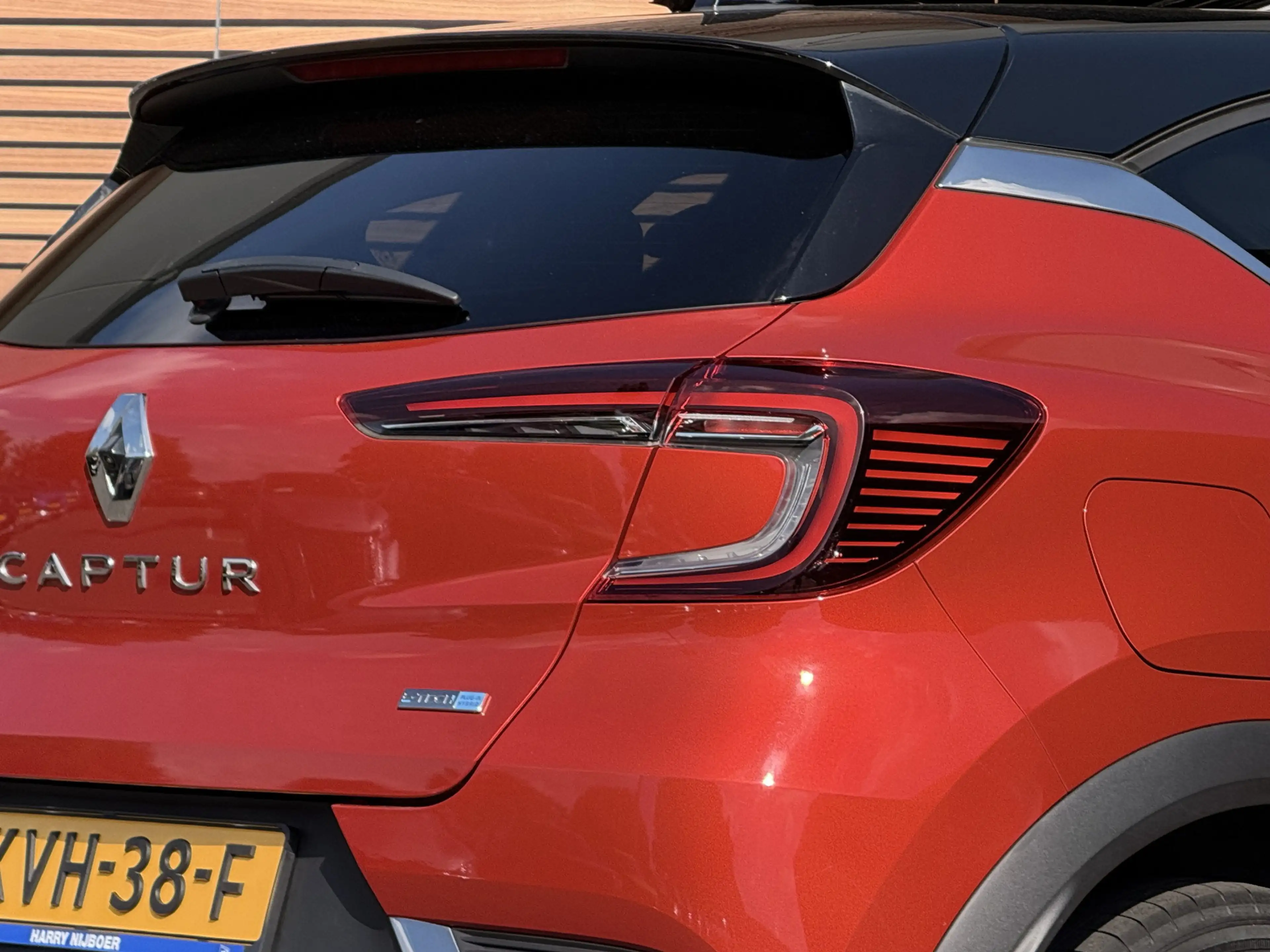 Renault Captur 1.6 E-Tech Plug-in Hybrid 160 Edition One — photo 17