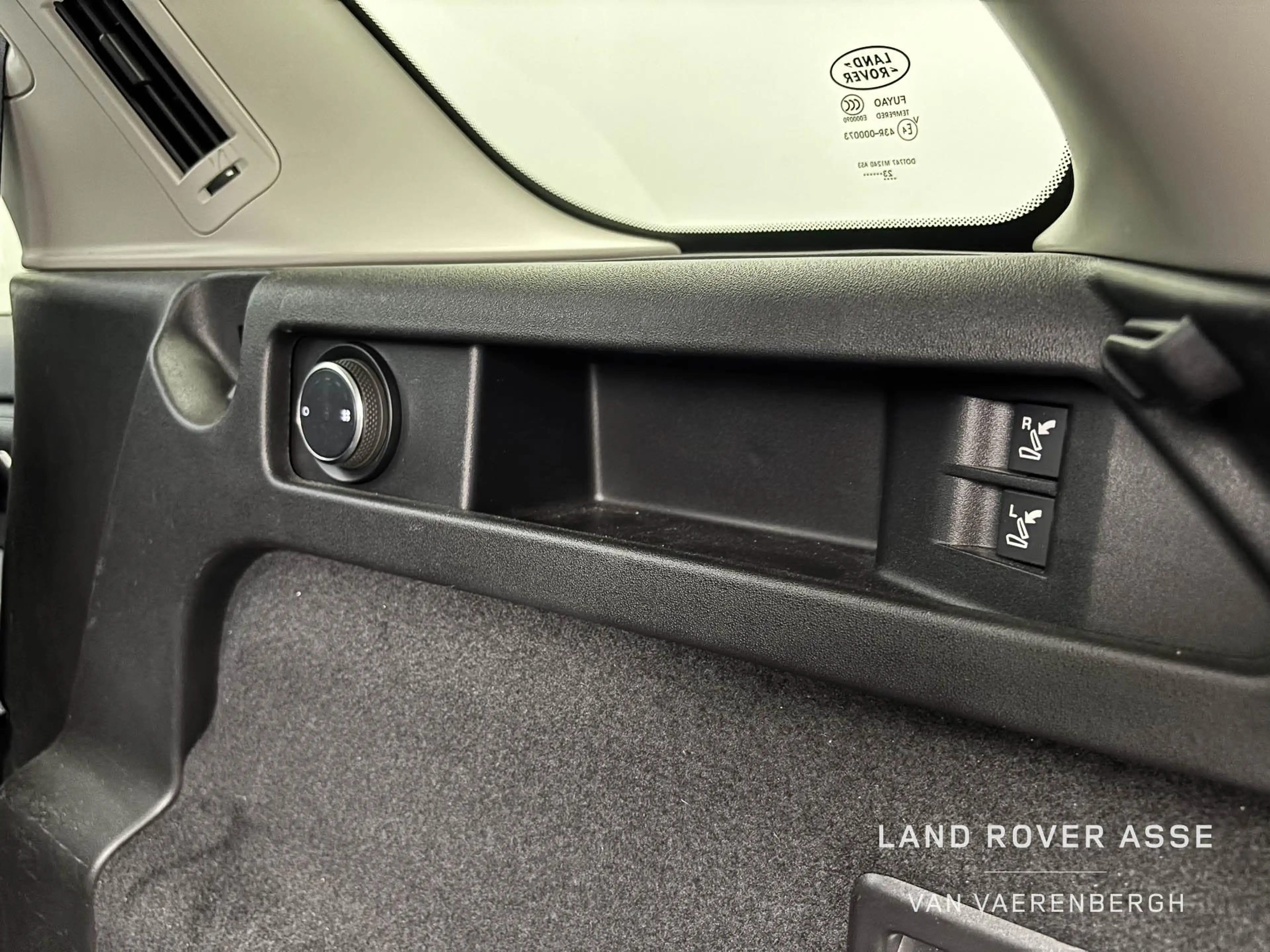 Land Rover Discovery Sport P200 S AWD Auto. 7pl — photo 14