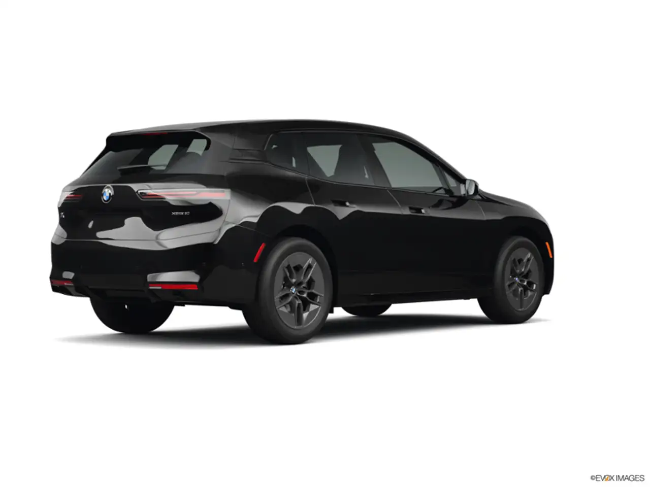 BMW iX снимка BMW iX