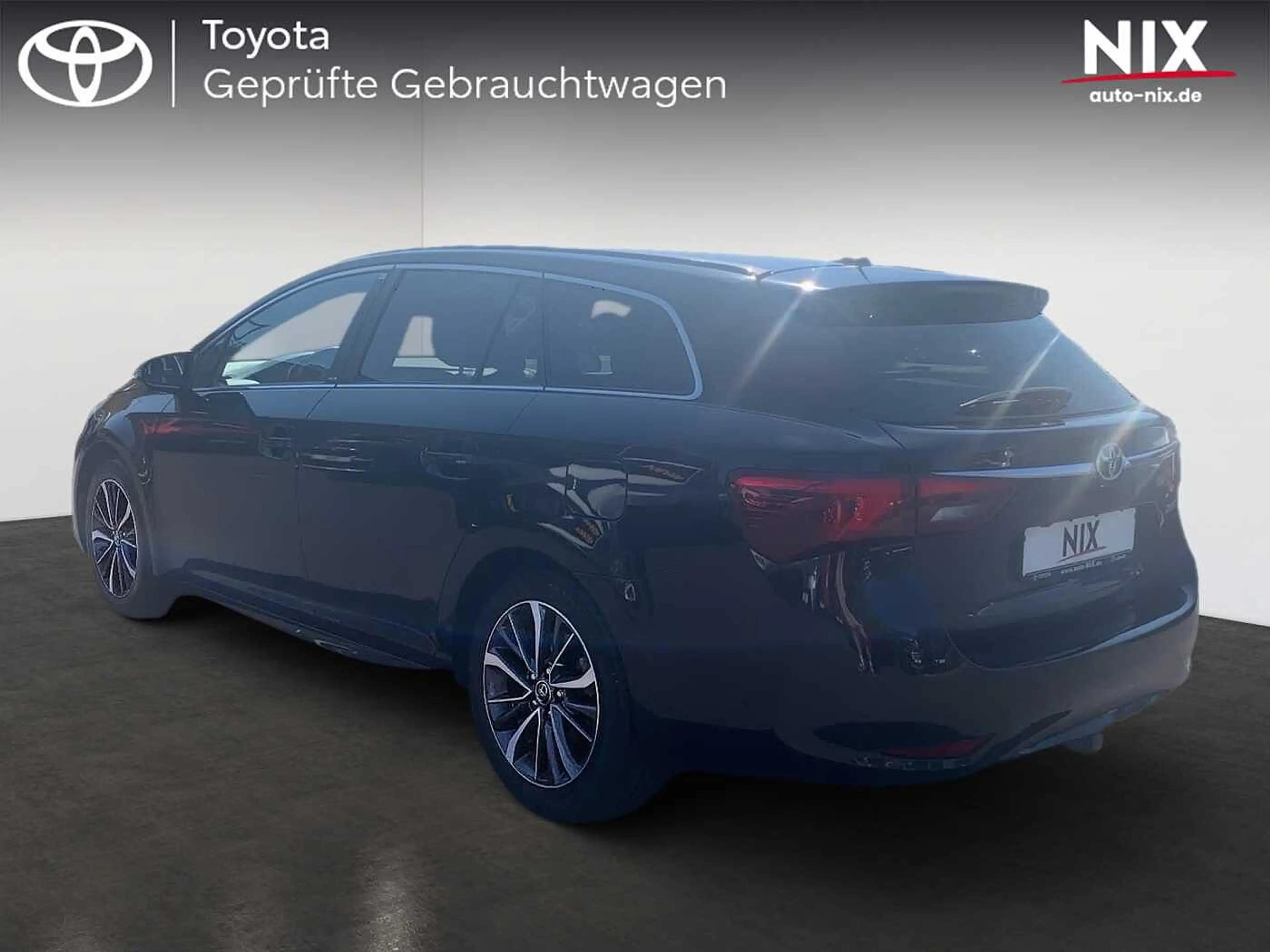 Toyota Avensis Touring Sports Edition S+ KAMERA — photo 2