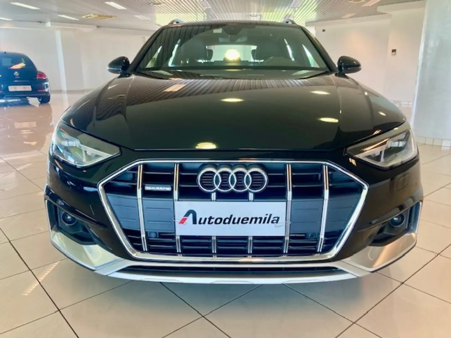 Audi A4 allroad 50 TDI tiptronic Tetto panorama PREZZO REALE !! Grau - 2