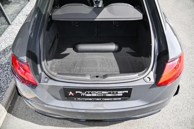 Audi TTS view 12